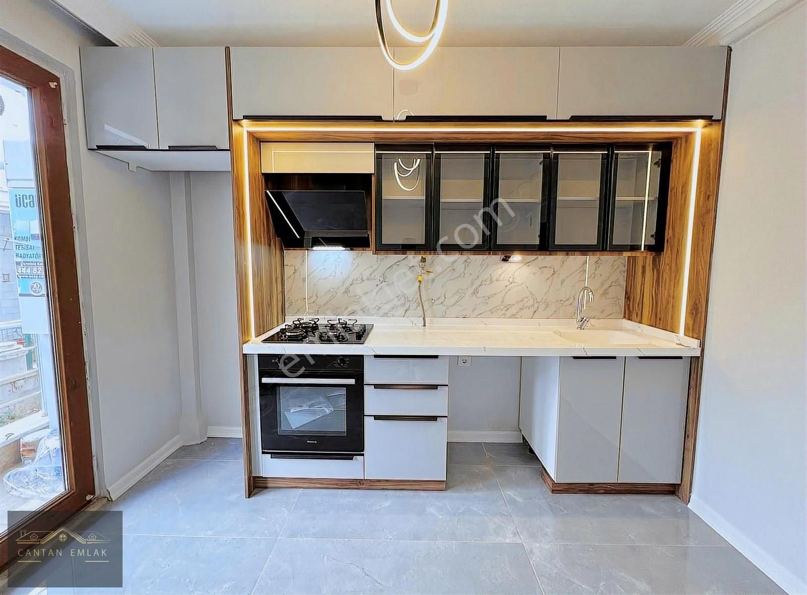 Akçay Altınkum'da 130m² Ön Cephe Denize 250m 3+1 Lüks Daire