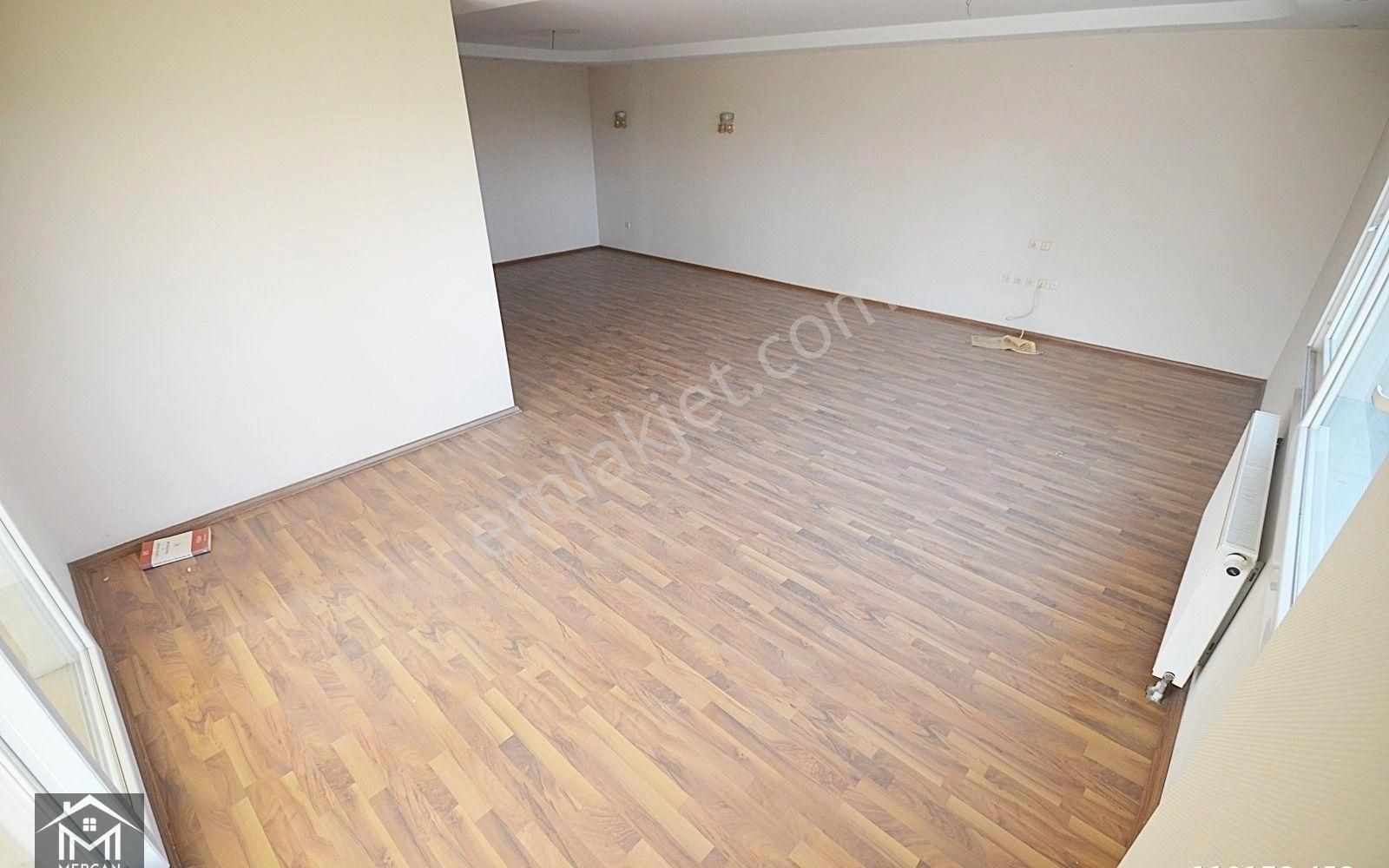Mercan'dan Site İçerisinde Ultra Lüx Kiralık Daire