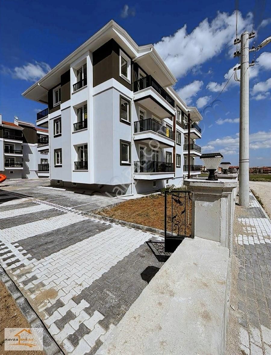 Ravza Emlak ,tan Konforlu Yeni Yaşam Alanı 3+1 Ultra Lüks Daire