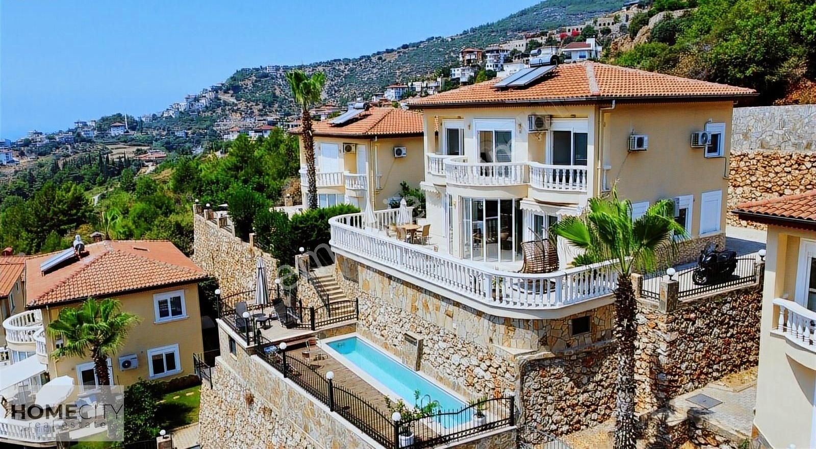 Alanya Tepe 5+1 300m2 Eşyalı,havuz,alanya Kale Ve Deniz Manzaral