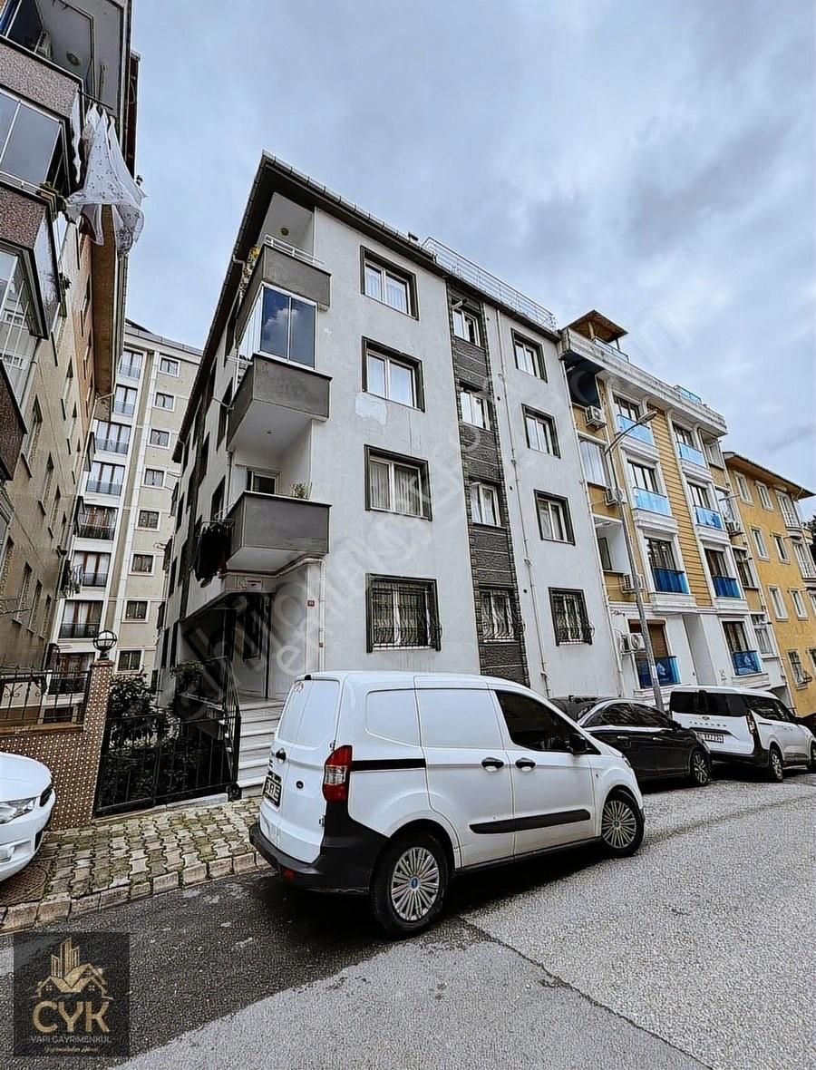 Cyk Gayrimenkulden Esenevlerde 2+1 80 M2 Bekara Aileye Uygun
