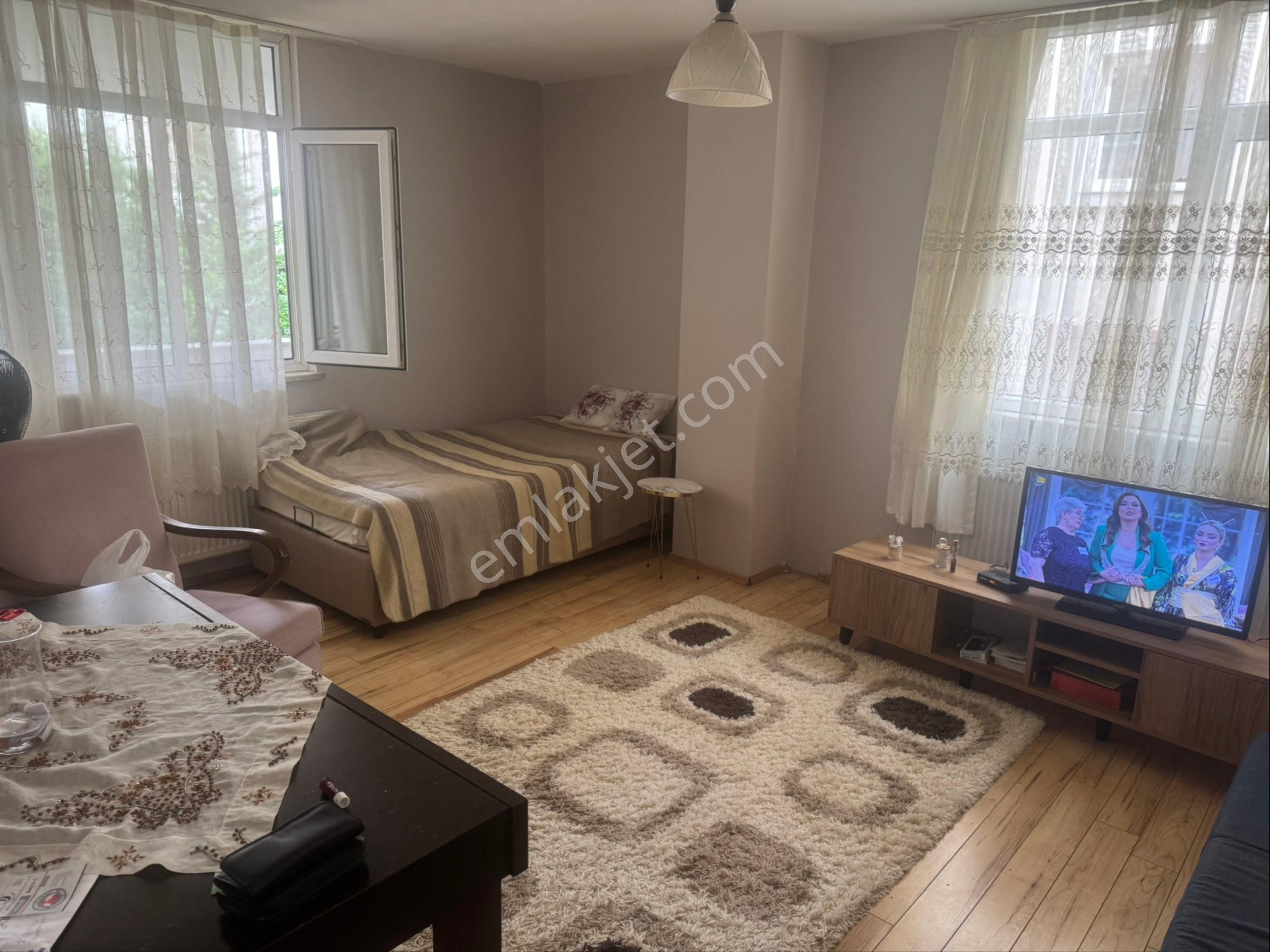 Ümraniye Site Mahallesi 2+1 Satılık Daire