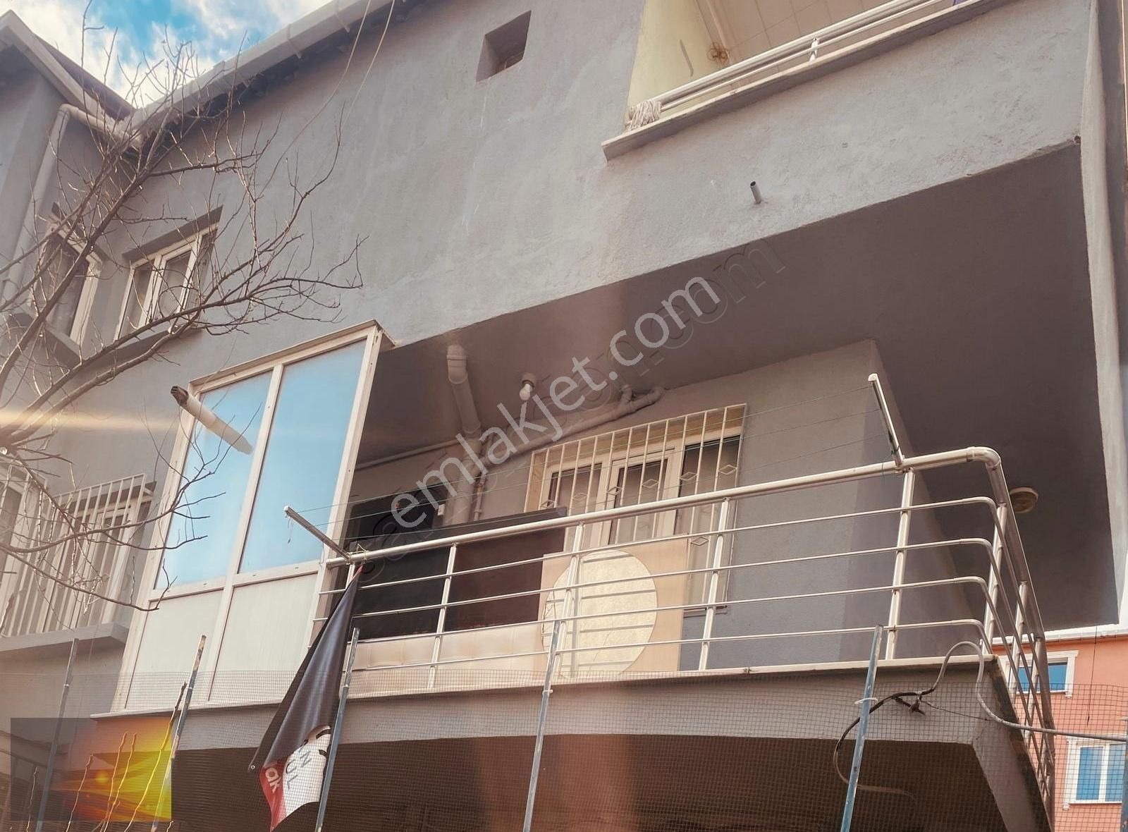 Eyüpsultan Balcı Yokuşunda Seyir Terasa Yakın Satılık Müstakil E