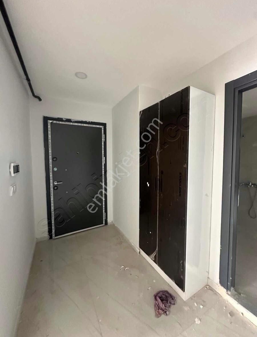 Yurt Mah. Masalpark Civ. 4+1 Geniş Daire