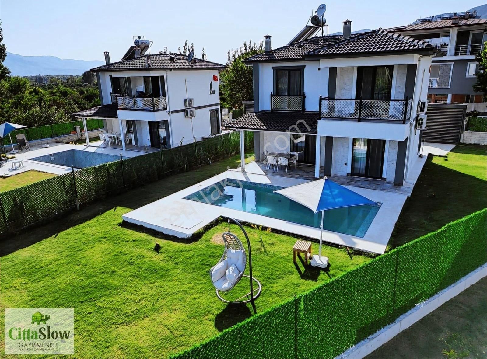 Cittaslow'dan Toparlar'da Satılık Lüks 3+1havuzlu Müstakil Villa