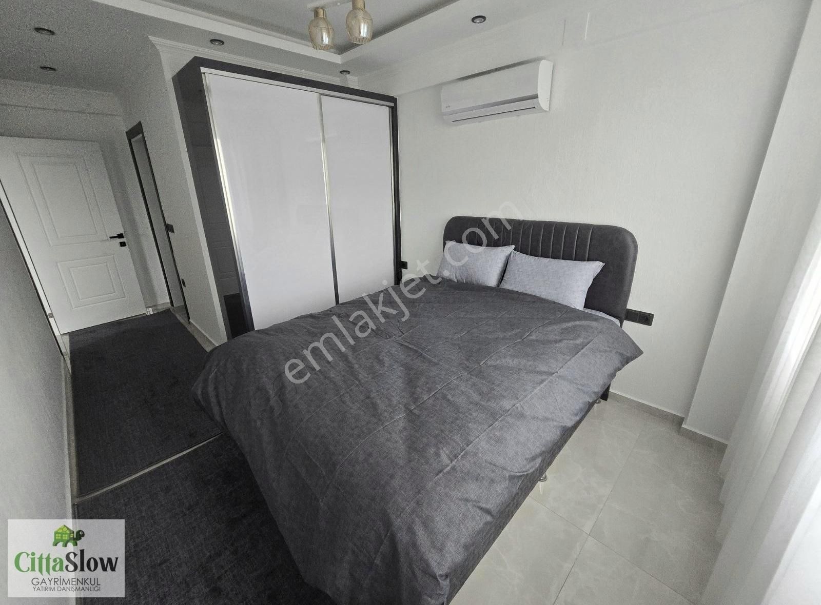 Zeytinalanı'nda Uzun Dönem Kiralık,havuzlu,eşyalı Lüks 3+1 Villa