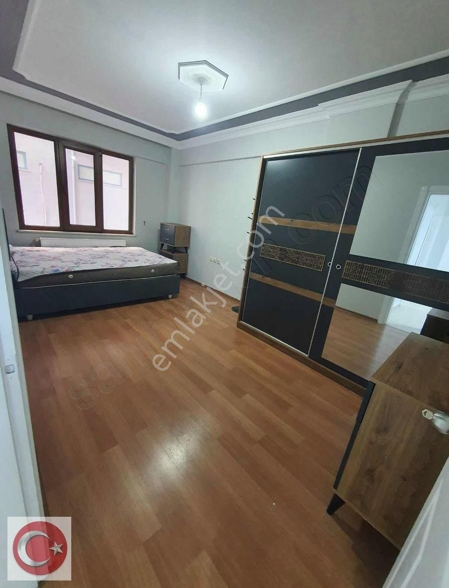 Bahçelievler Mahallesinde 4+1 Yarı Eşyalı Satılık Daire