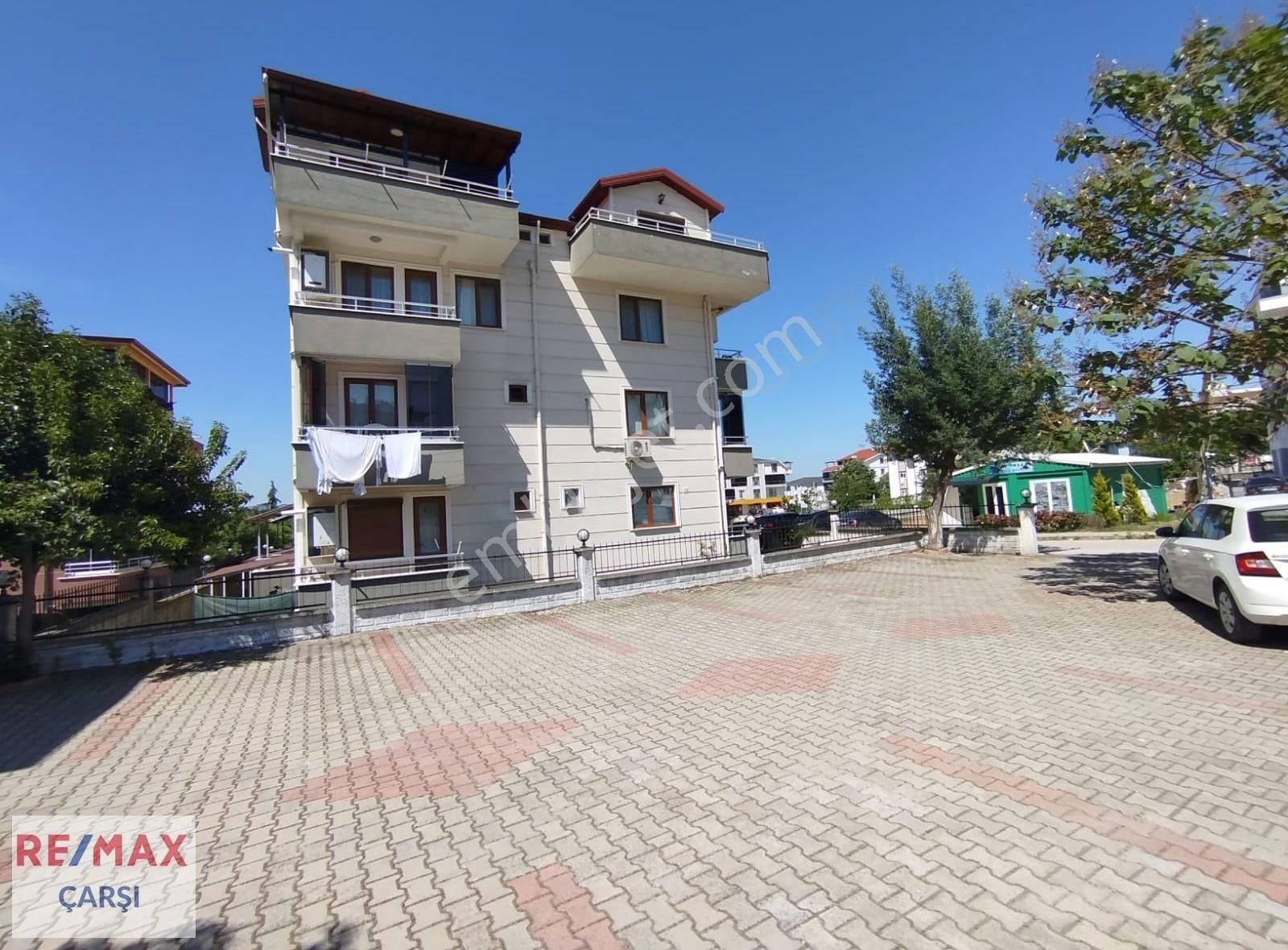 Mükemmel Konumda Eşyalı Kiralık Daire