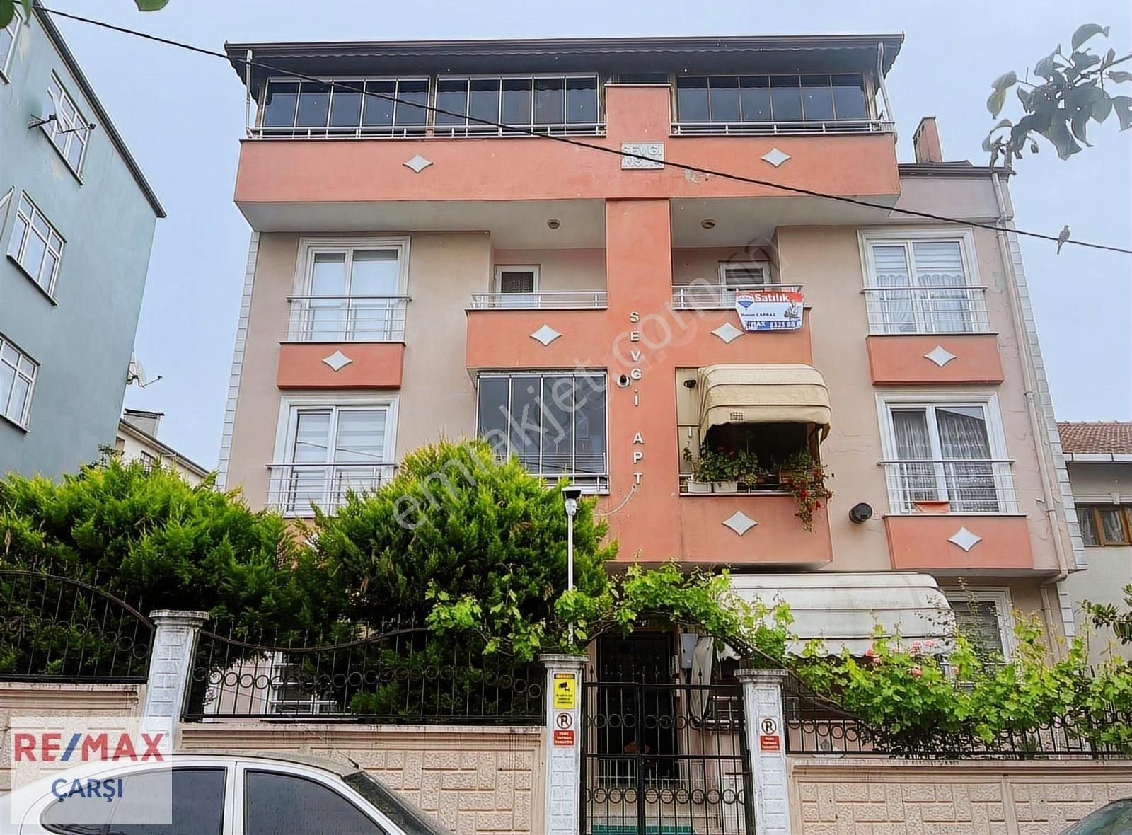 Remax Çarşı'dan Derince Sırrıpaşa Mahallesinde 4+1 Lüx Dublex
