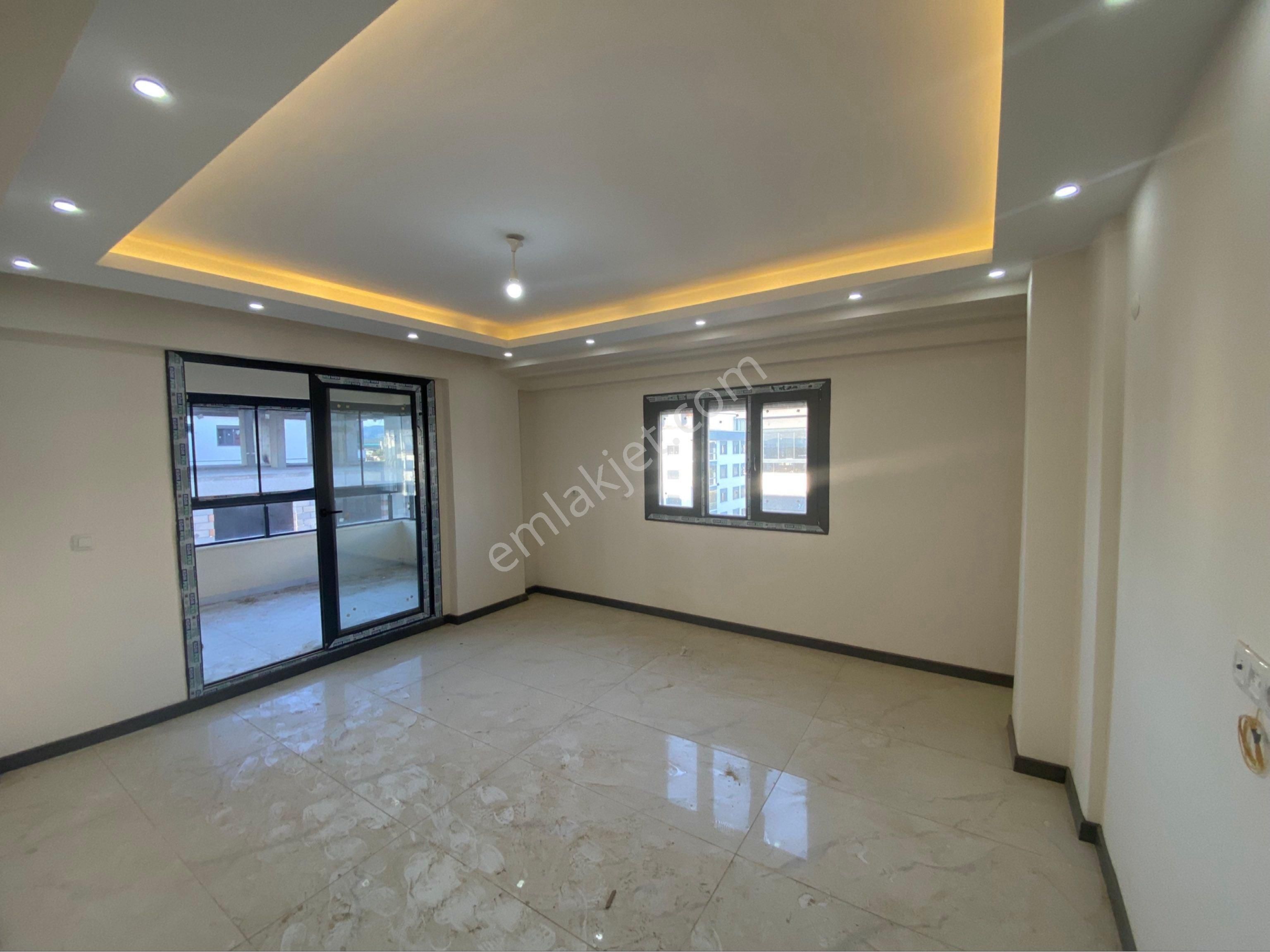 Torbalı Mah Havuzlu Sitede Satılık 2+1 Lüks Daireler