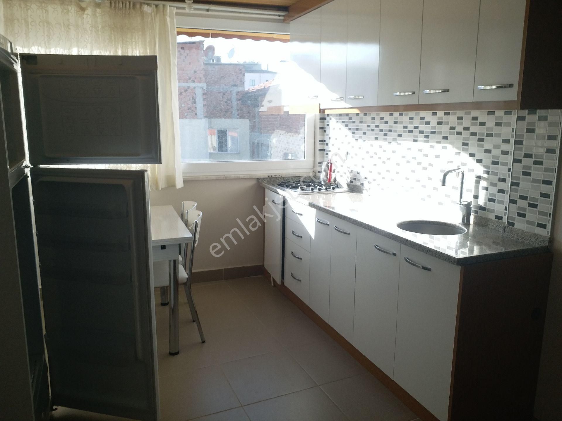 Kaan Gayrimenkulden Kiralık 1+1 Çatıkatı