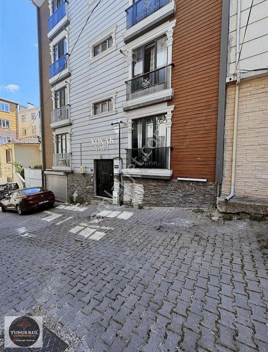 Çanakkale Biga Tekel Meydanında Satılık Yatırımlık 1+1 Daire