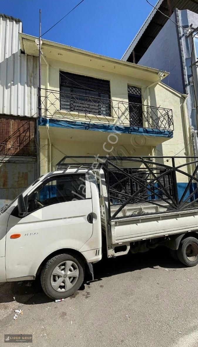 Vişne Caddesi'ne Yakın 2 Katlı Kiralık İş Yeri