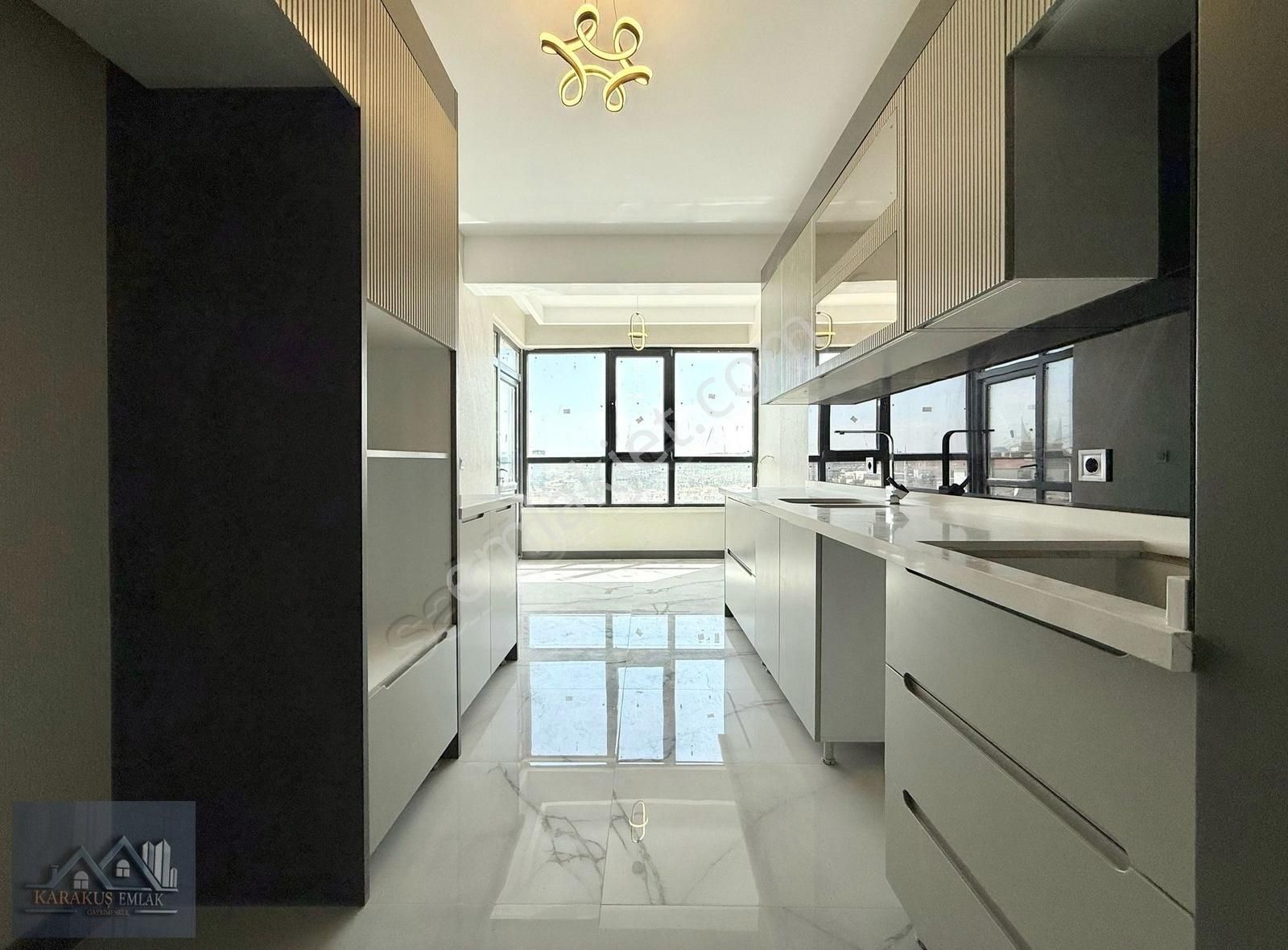 Çift Bloklu Site'de █ G.odalı, Önü Açık, Sıfır Asansörlü Lüx 2+1
