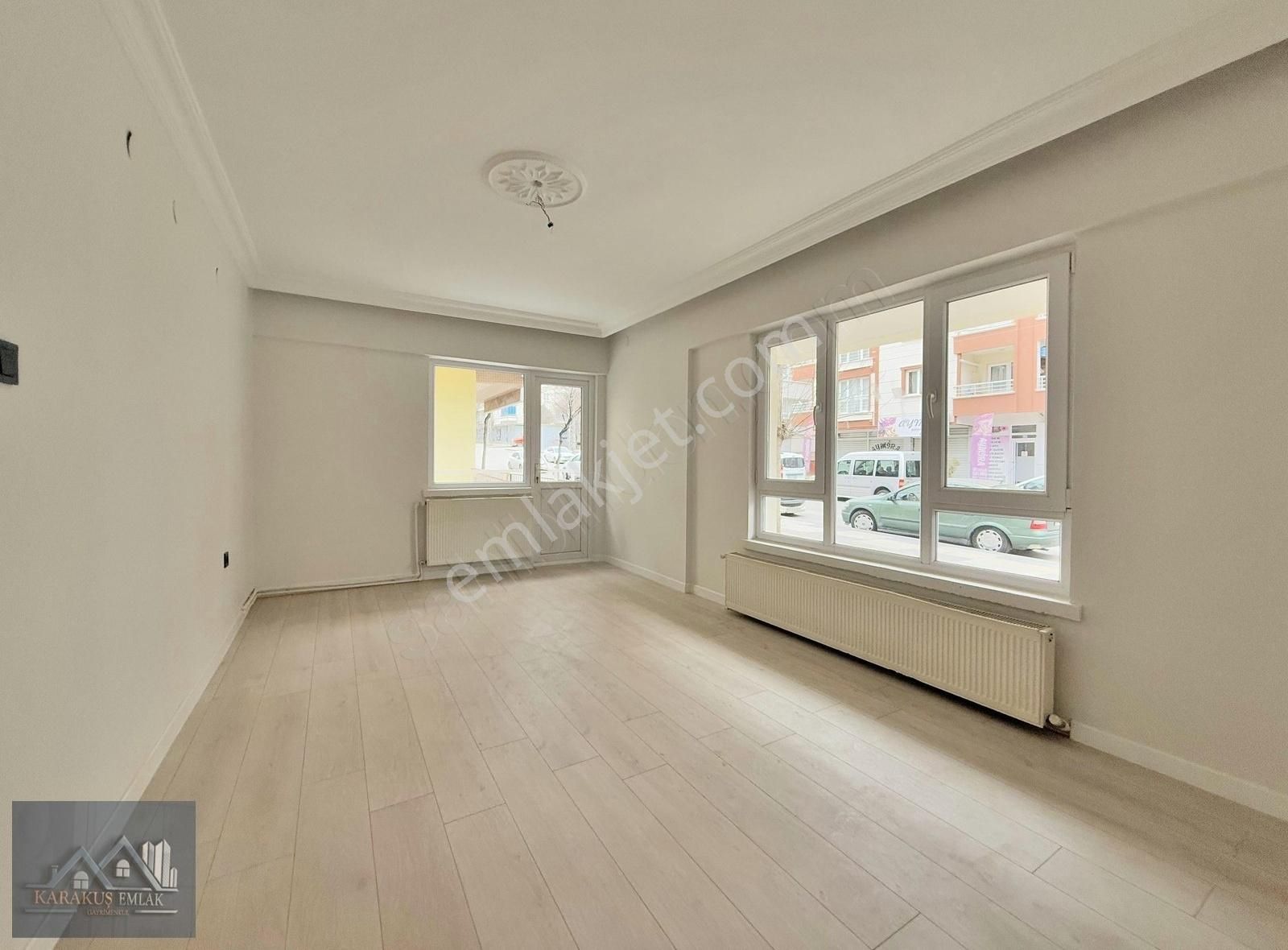 Karakuş █ Hicret Cami Yakını 2+1 95m² Ara Kat Masrafsız Ön Cephe