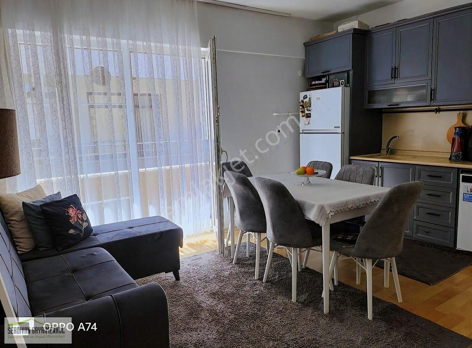 Serdivan İş Bankası Civarı Kiralık Daire...