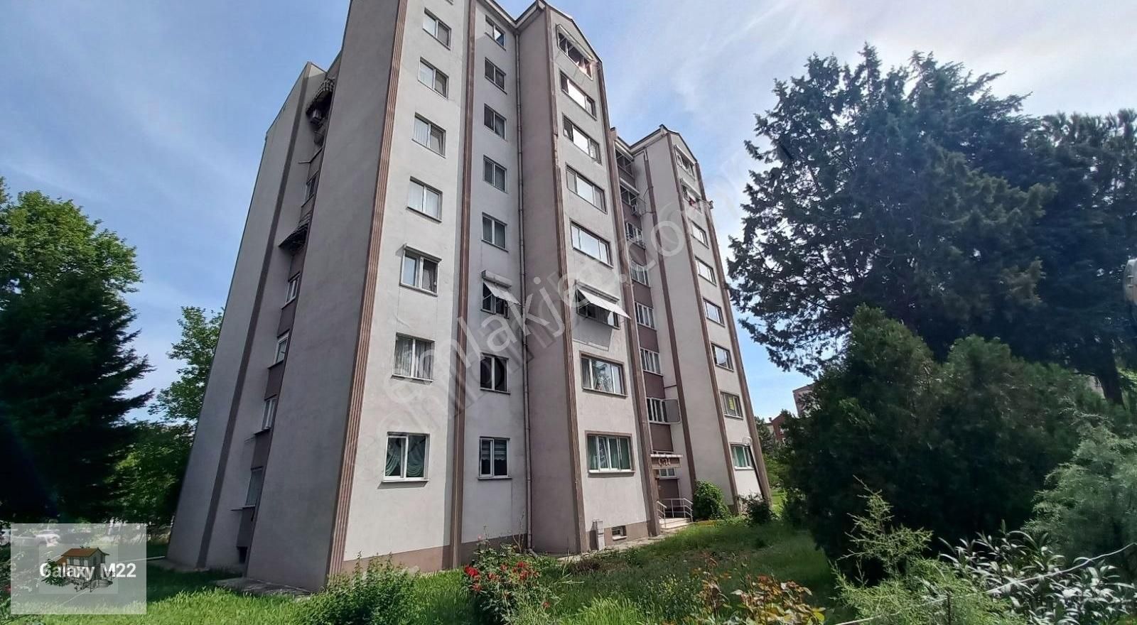 Yahya Kaptan C Blokta Ara Kat Kiralık Daire.