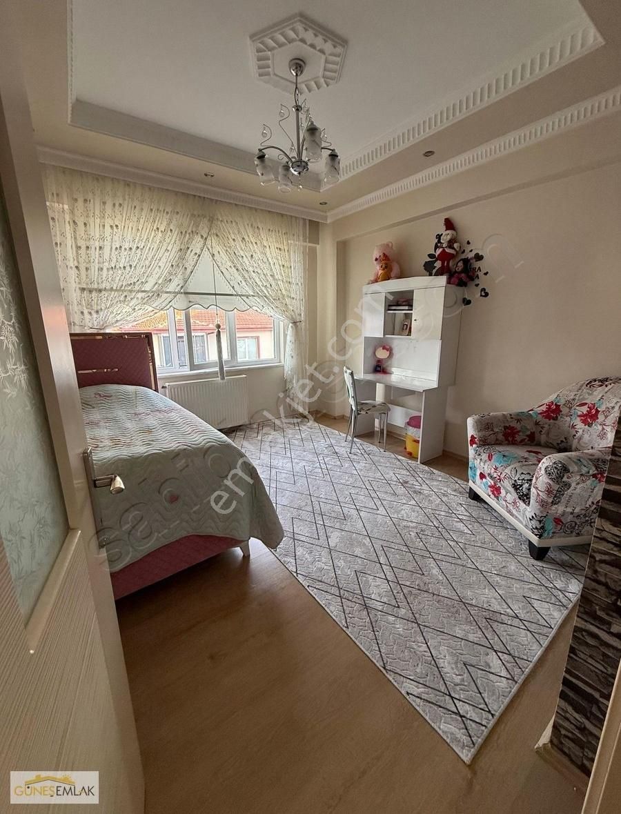 Güneş Emlaktan Yeni Mahallenin En Uygun Dairesi Satışta - Görsel 3