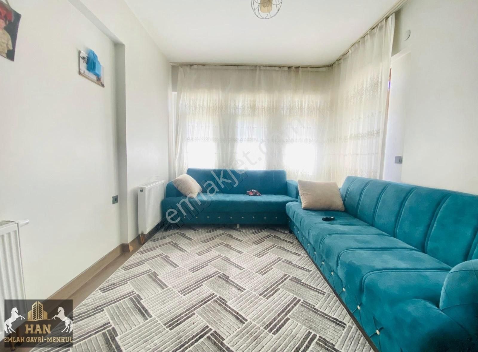 Han Emlak'tan Karşıyaka Tokıde 2+1 Satılık Daire
