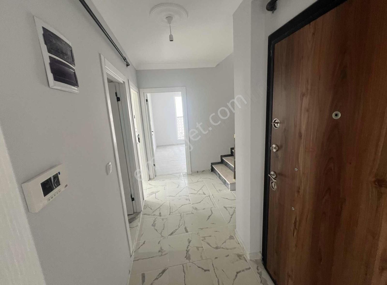 Mevlana İlkokuluna Yakın 4+1 Sıfır Dubleks Daire