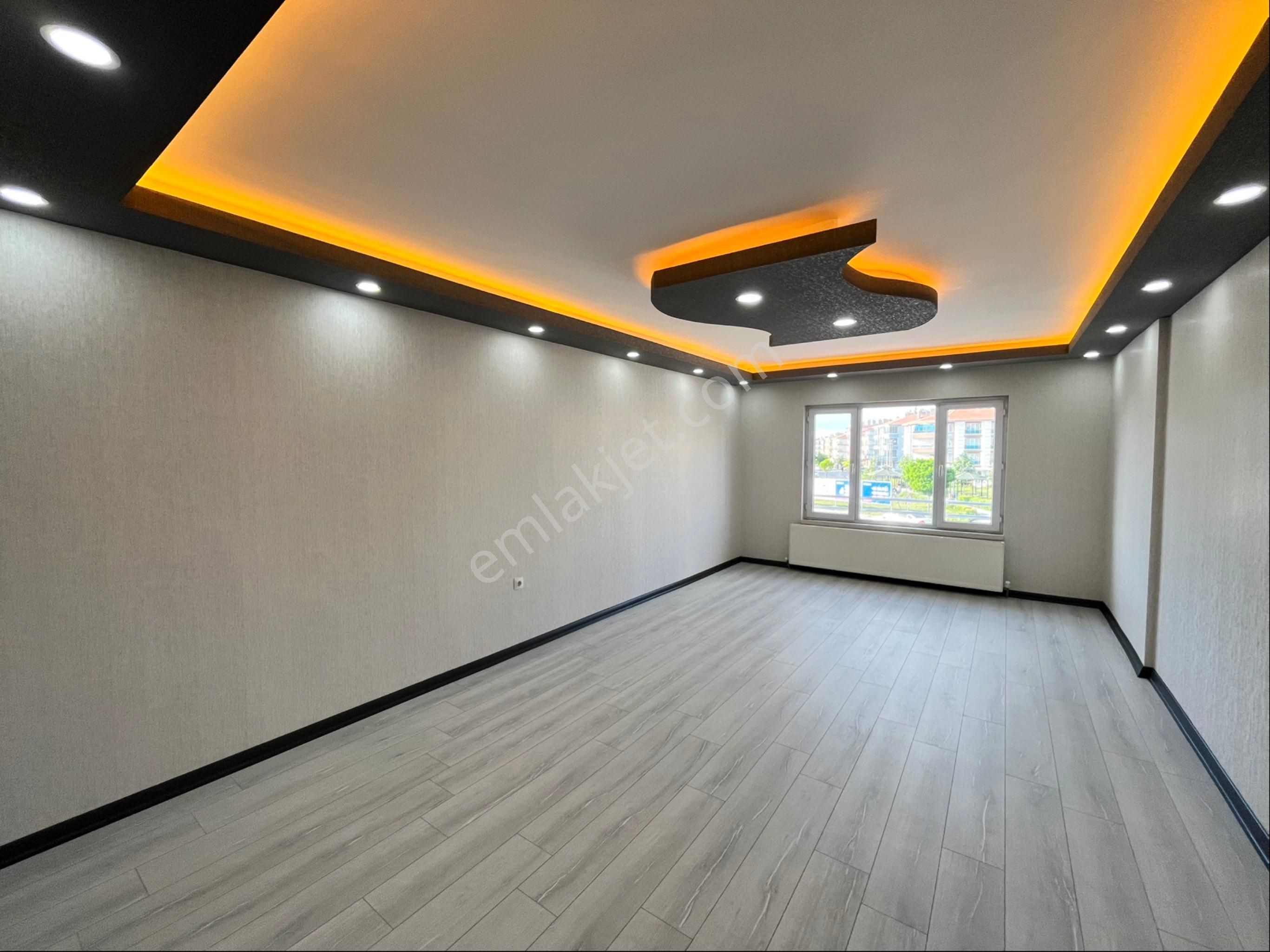 Karapürçek Mahallesinde Full Yapılı Masrafsız Daire
