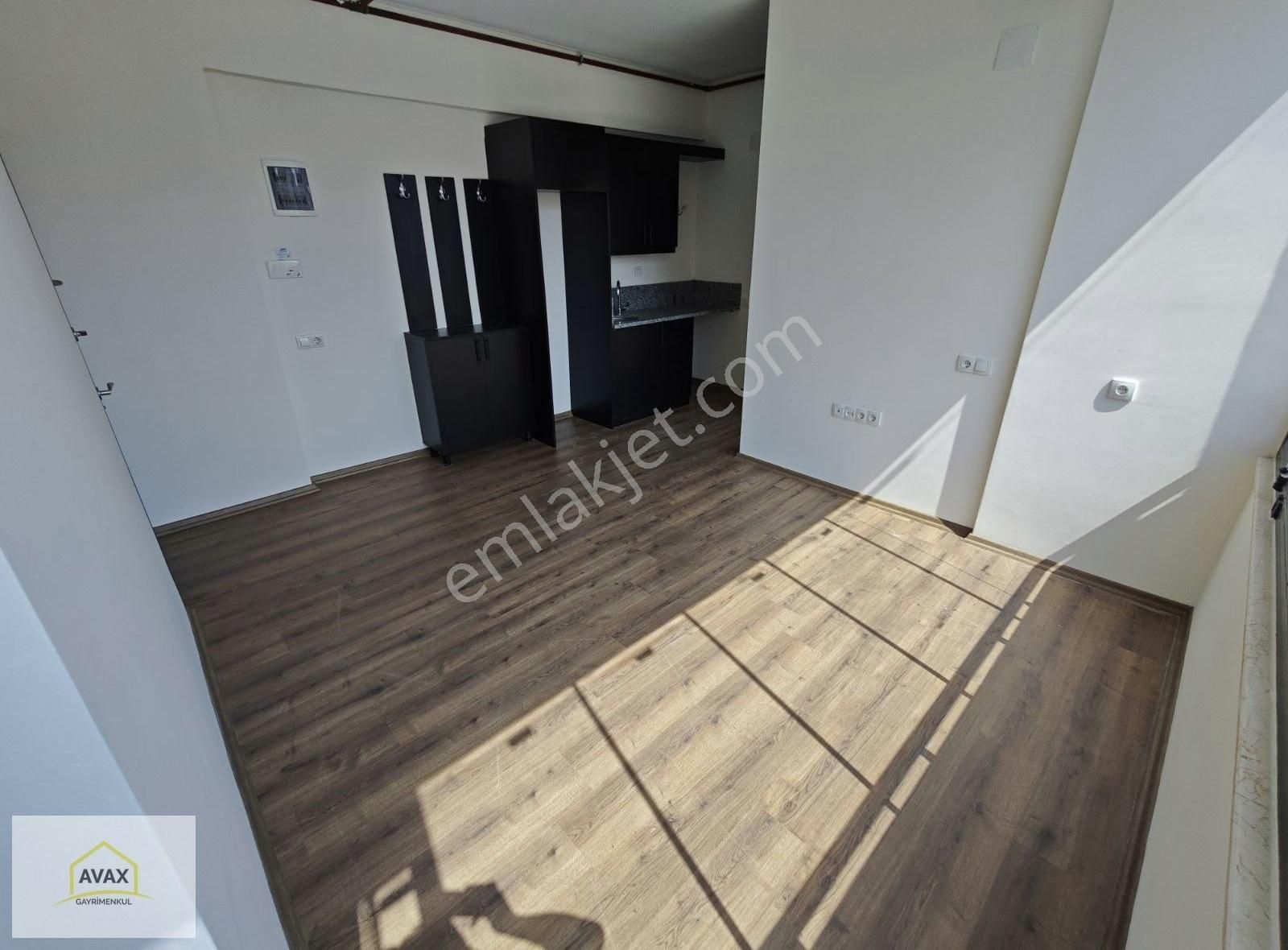 Avax Tan Mezitli Yeni Mah. Merkezi 1+1 Kiralık Daire