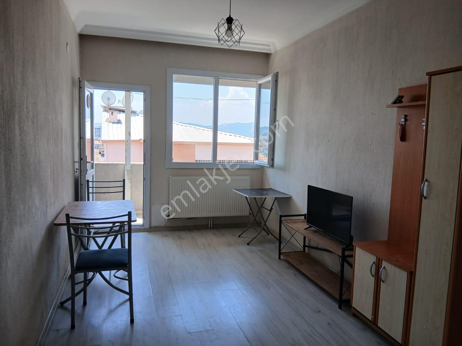 Buca Kozağaç 1+1 Eşyalı Kiralık Daire