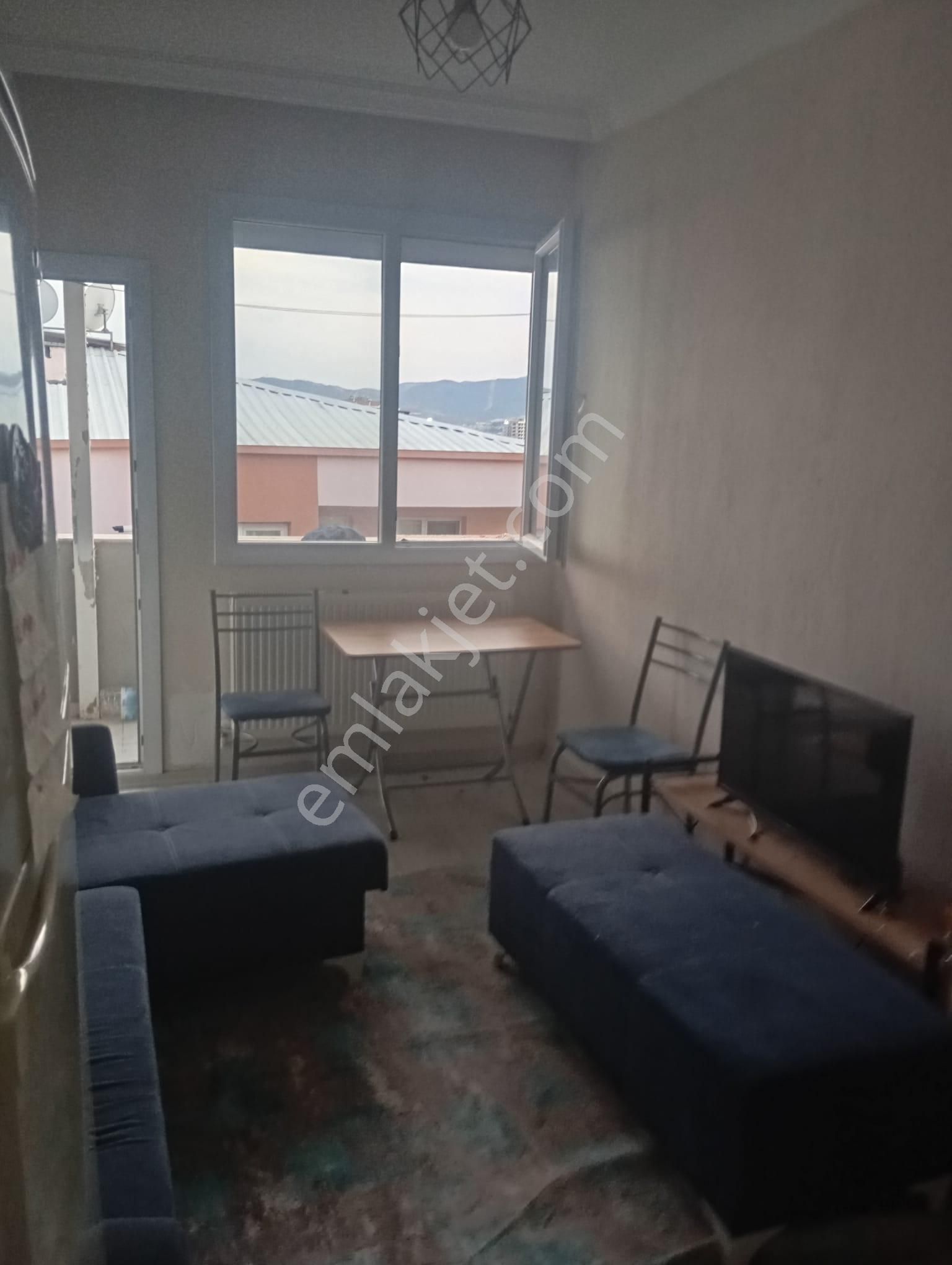 Buca Kozağaç 1+1 Eşyalı Kiralık Daire