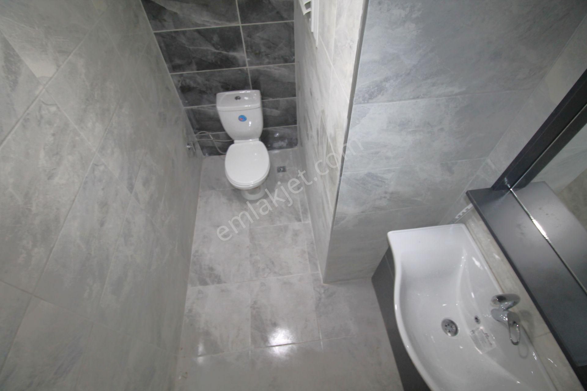 Retro’dan Palmiye Mah’de Sahile Adım Mesafesinde Masrafsız 3+1 - Görsel 13