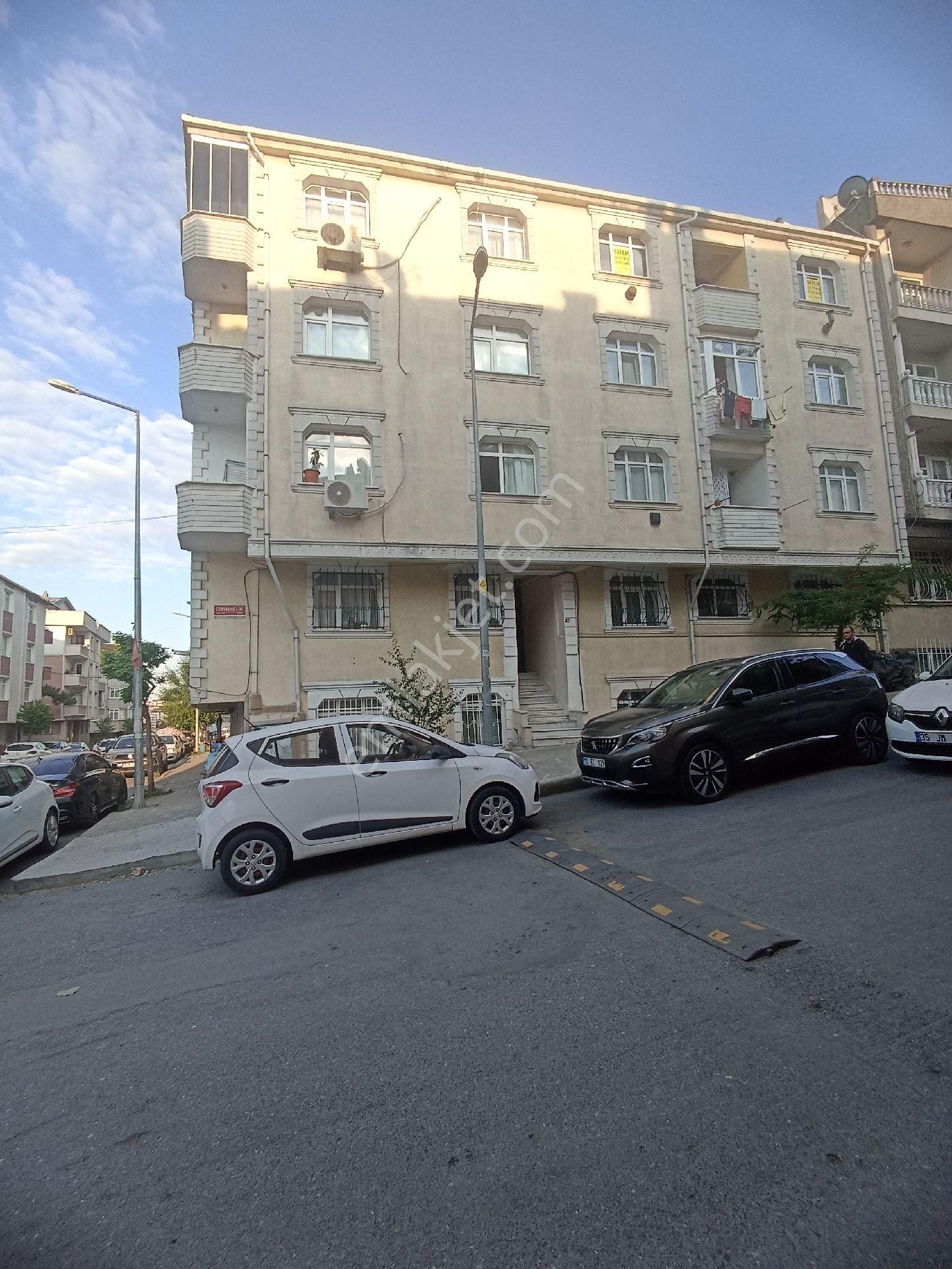 Gaziosmanpaşa Sarıgöl Cephanelik Sk Satılık 2+1 Daire