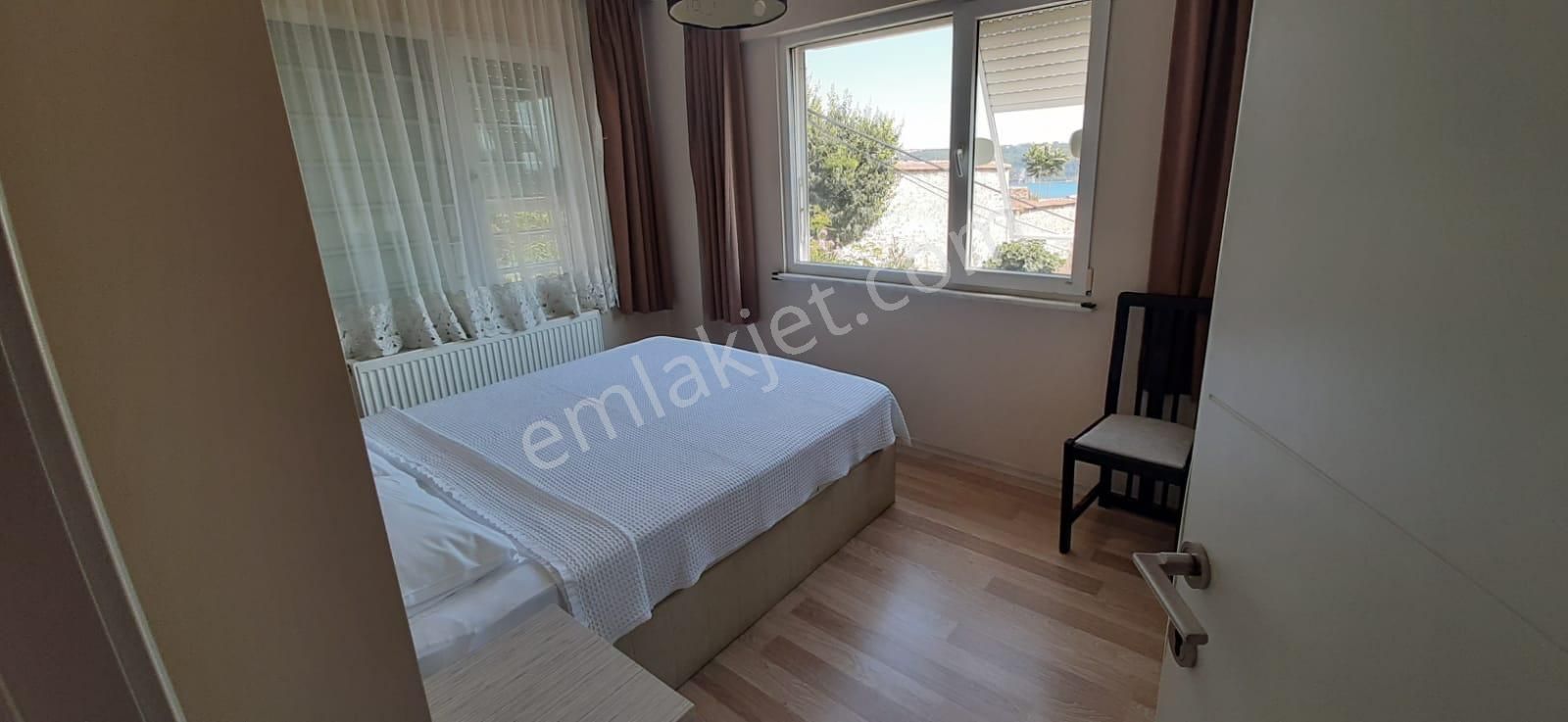 Beşiktaş'ta Sahile Yakın Boğaz Manzaralı Ve Full Eşyalı Bakımlı Kiralık 2+1 Daire - Görsel 7