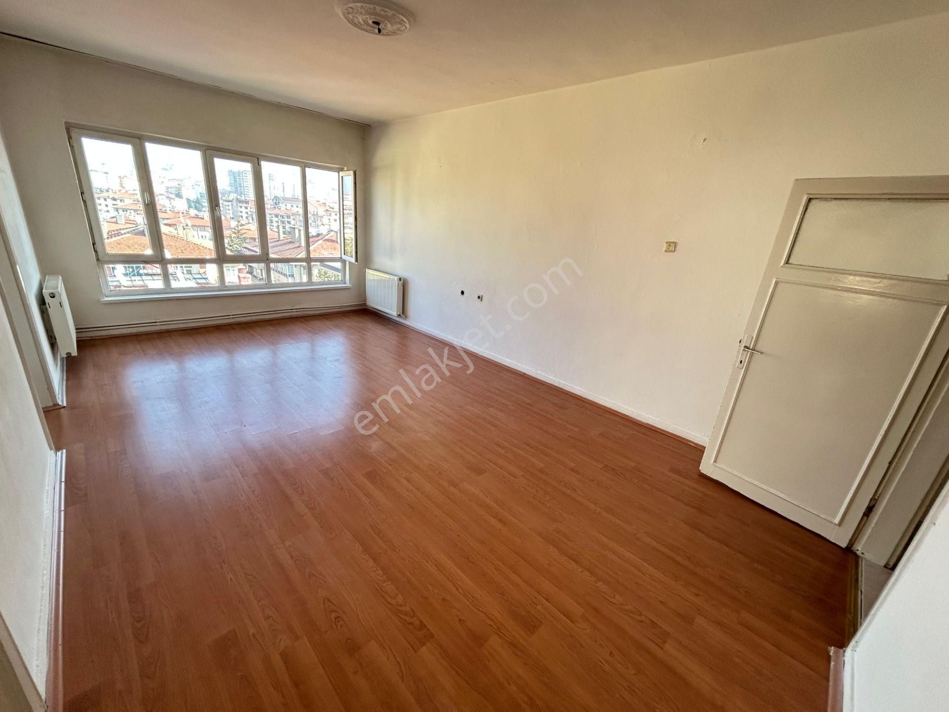 Lider Emlak'tan Altınpark Yakınında Manzaralı Kiralık 3+1 Daire