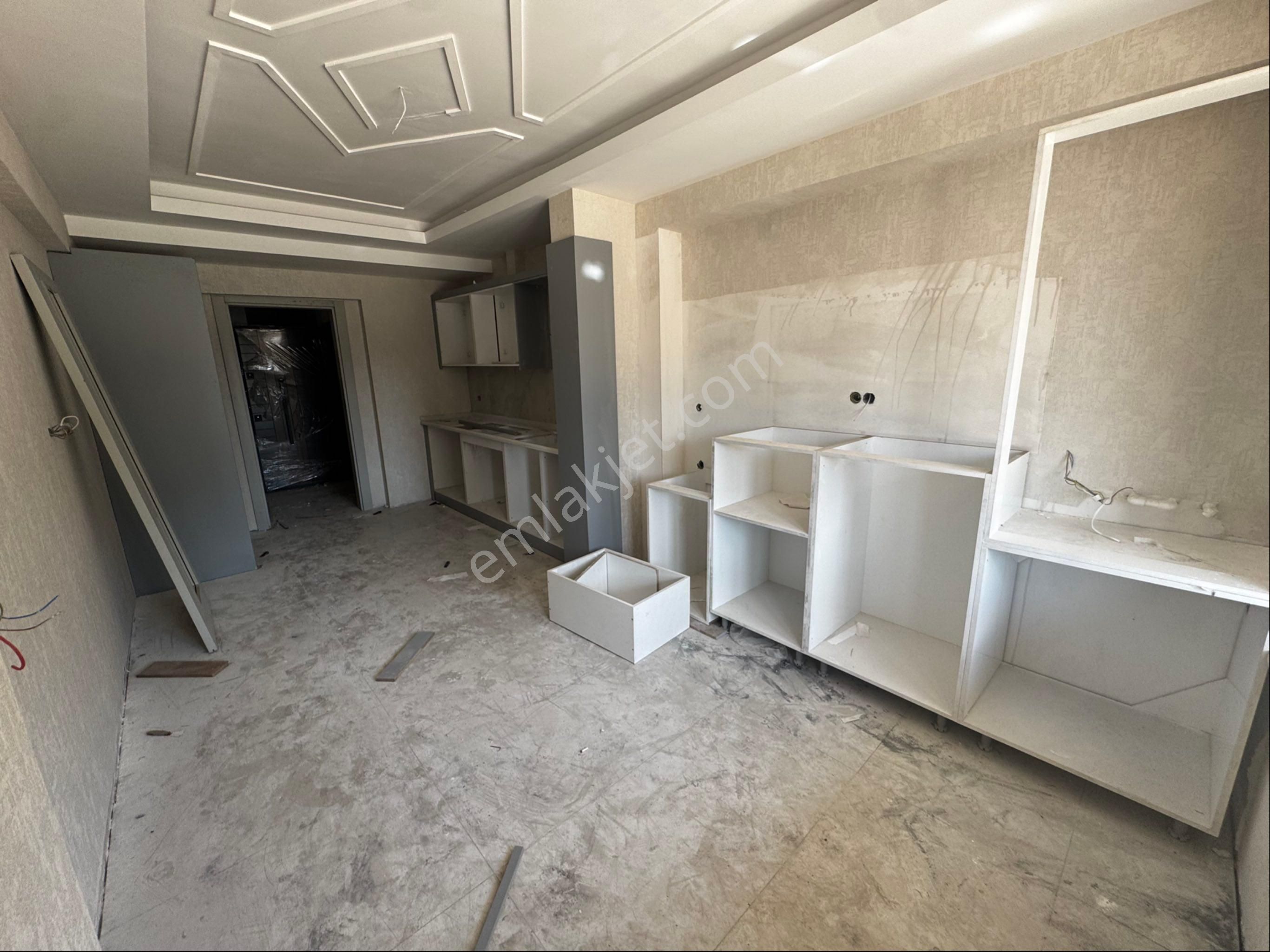 Beymahall Gyo'dan Alpaslan1'de Ana Cadde Üzeri Giriş Kat Satılık Daire