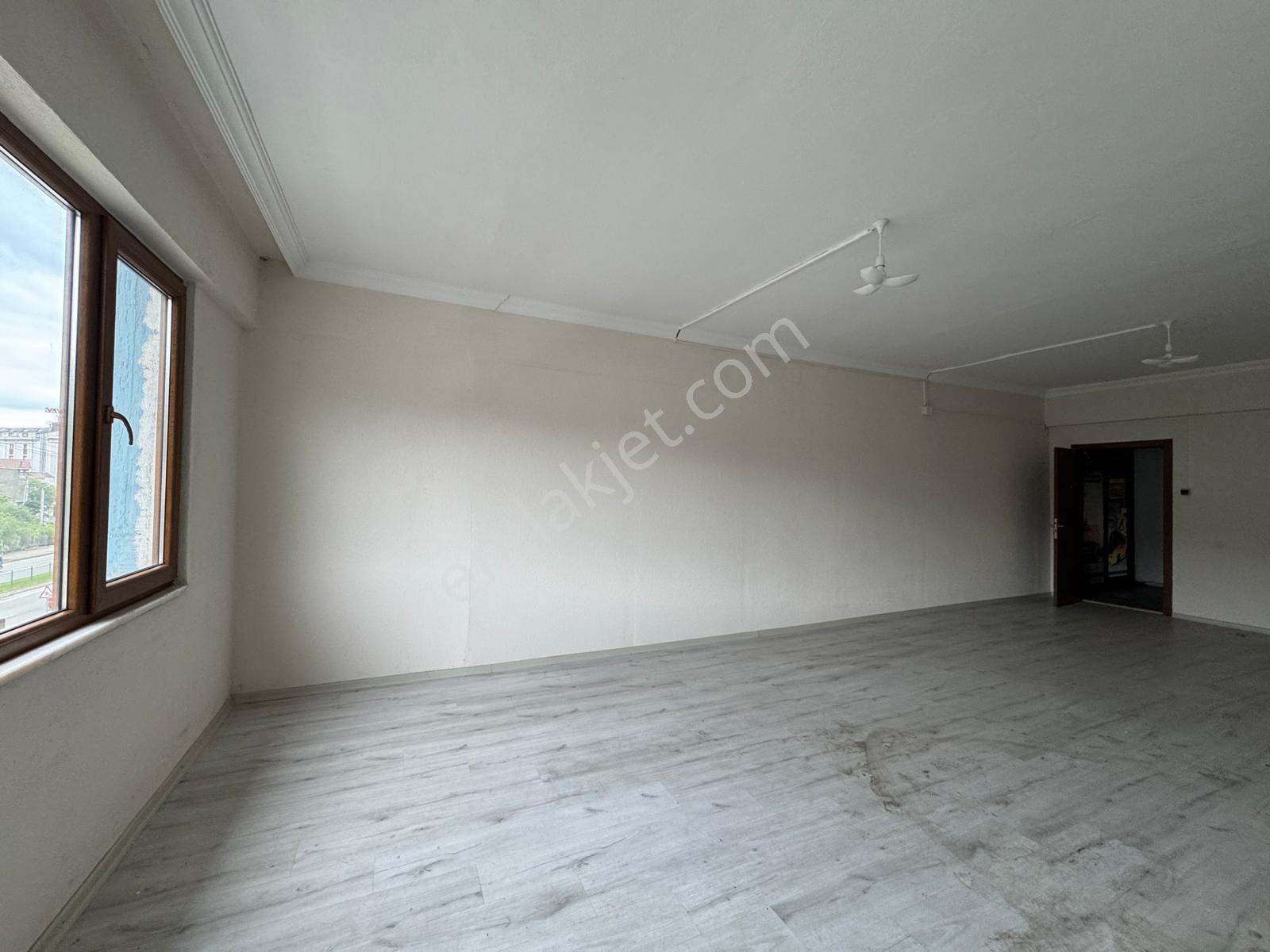 Trabzon Sanayi Mahallesi Fatih Sanayi Sitesinde 4.kat Kiralık Ofis - Görsel 10