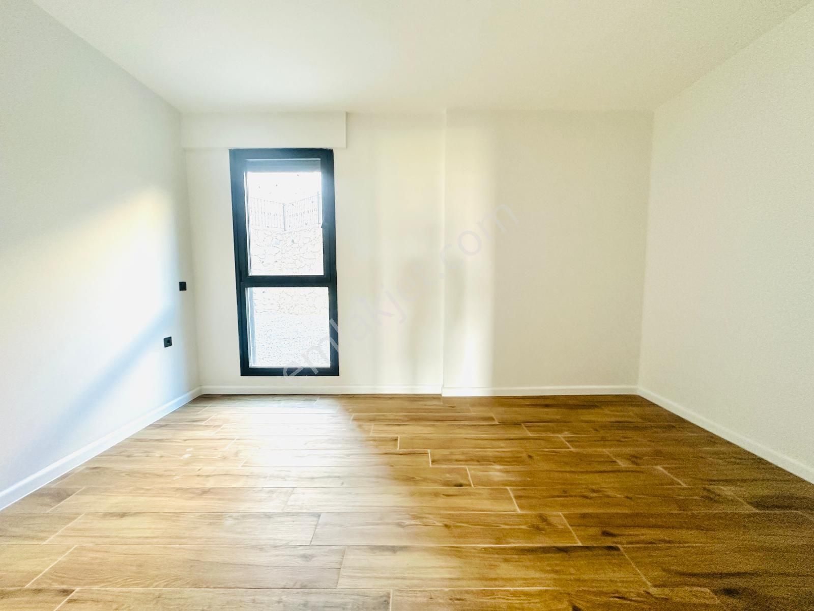 Eviz Royal Panorama Bahçe Katı Deniz Manzaralı 3+1 Daire Satılık - Görsel 28