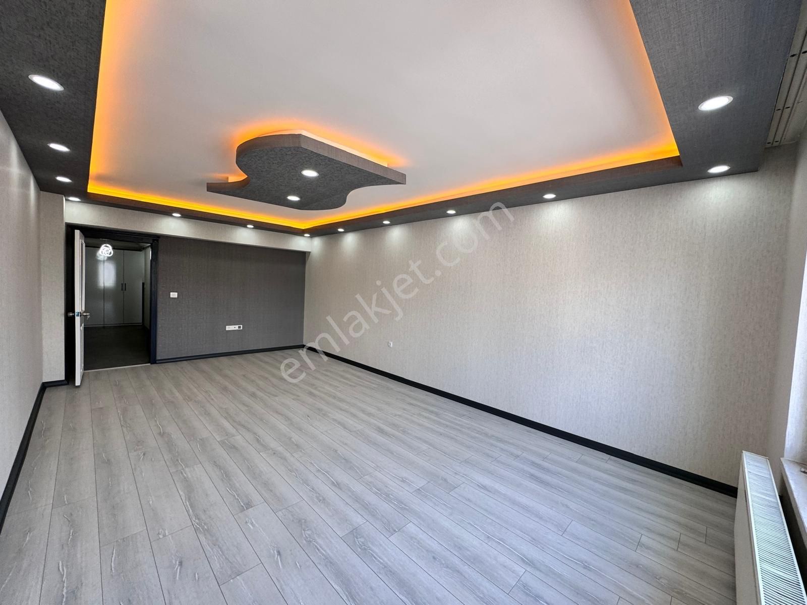 Yılmazer'den Diş Hastananesi Mevkii 1.kat 3+1 125m2 Full+full Yapılı