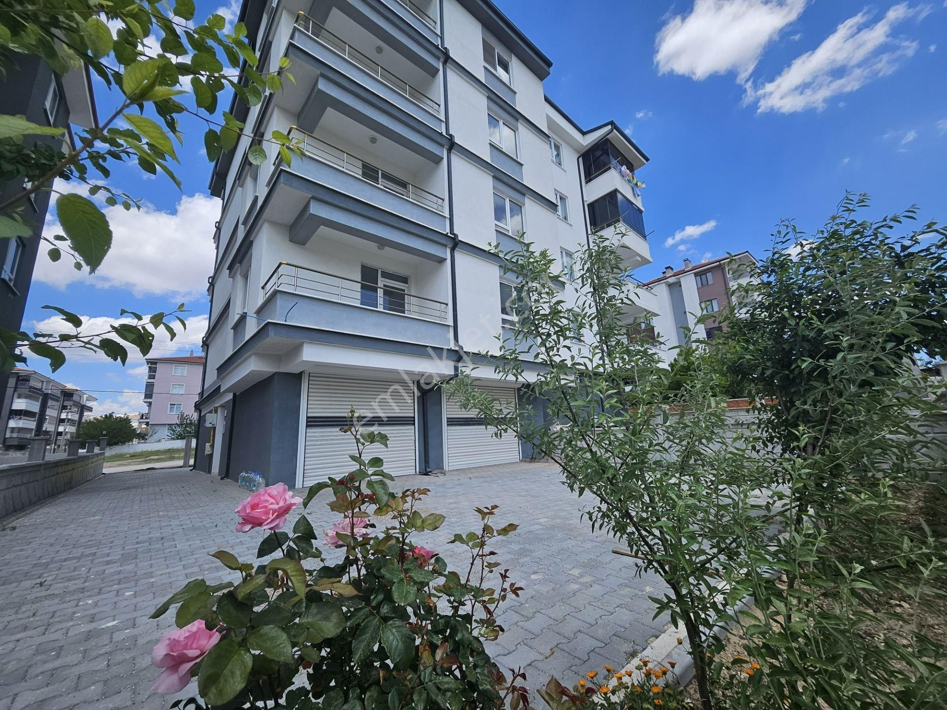 Albayrak Blv Yakını Bahçe Nizam Özel Garajlı 3+1 Daire Sj-33