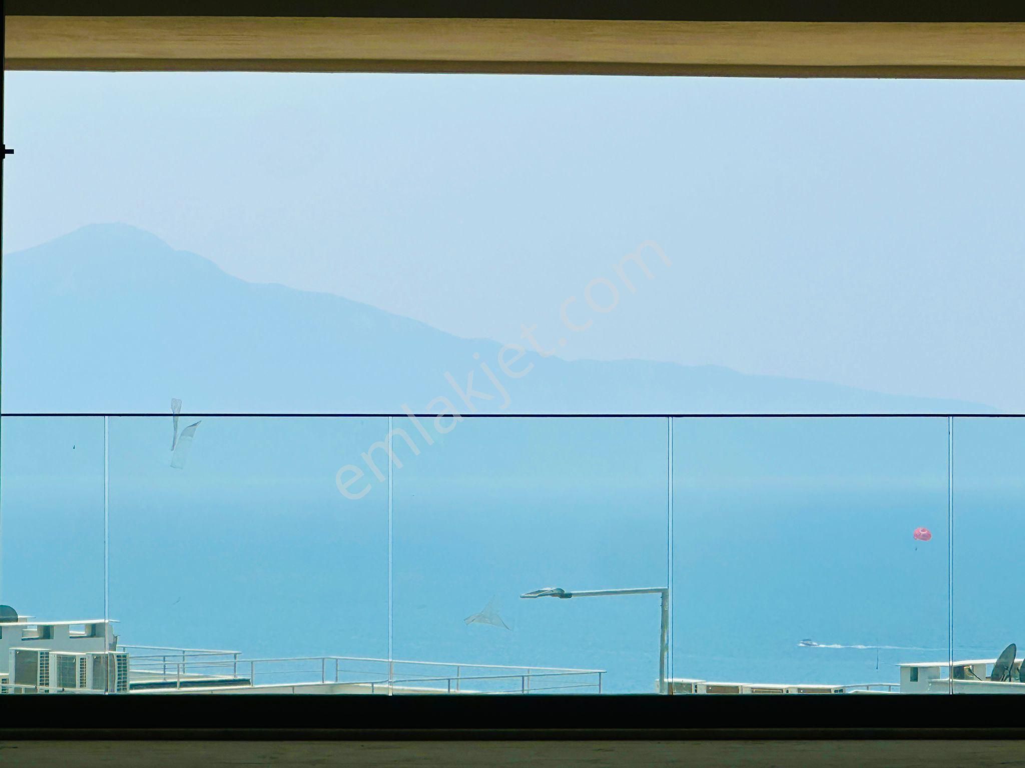 Royal Panorama'da Ön Cephe Full Deniz Manzaralı 3+1daire Satılık