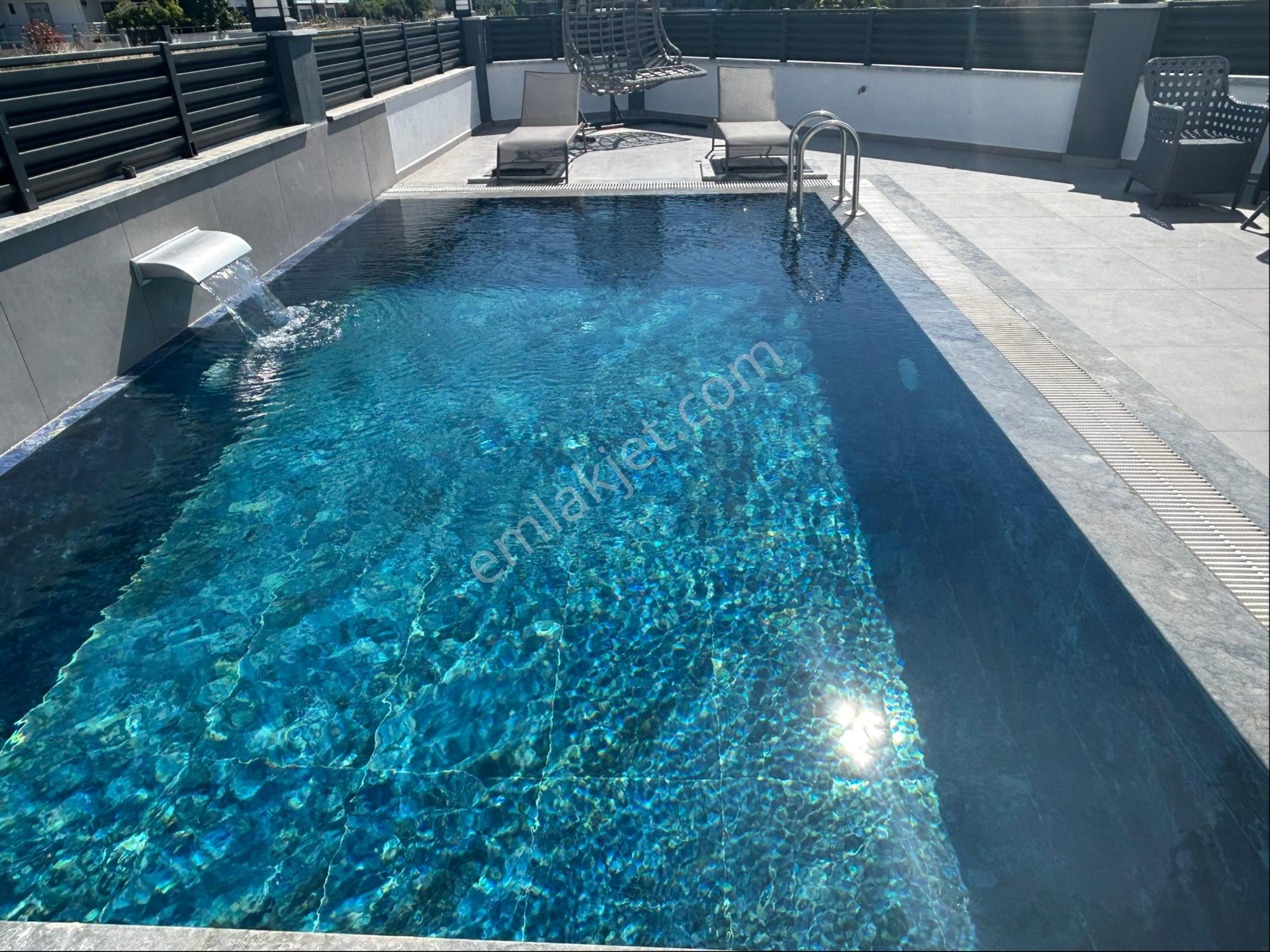 Didimde Deniz Manzaralıhavuzlu Villa
