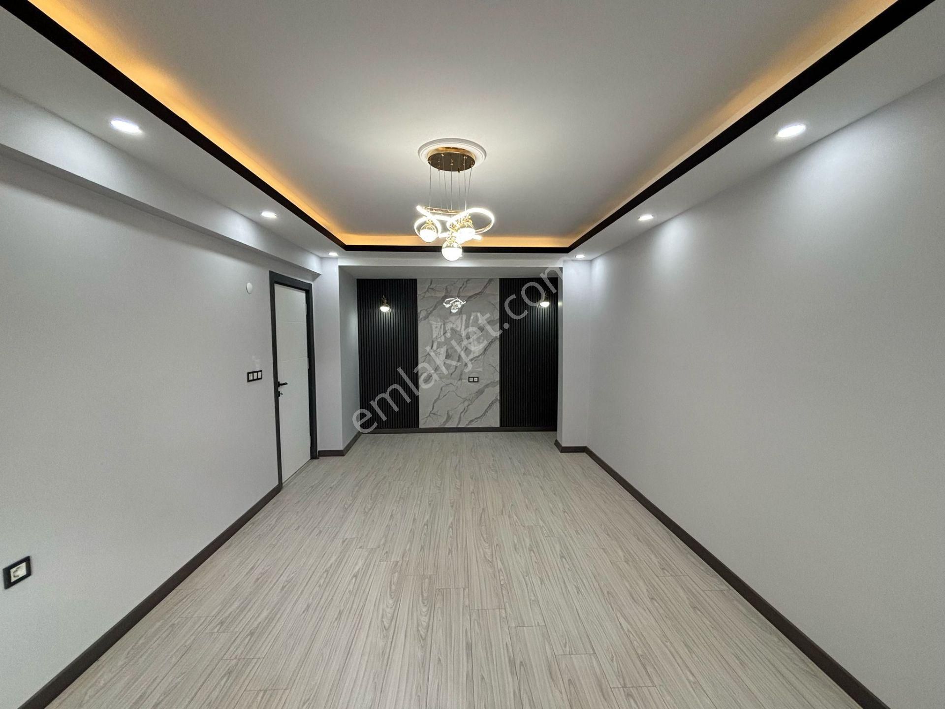 ***eryıldız İnşaat'tan***kapaklı Merkezde Üçlü Ankastre Set Hediyeli Ultra Lüx 3+1 Daire
