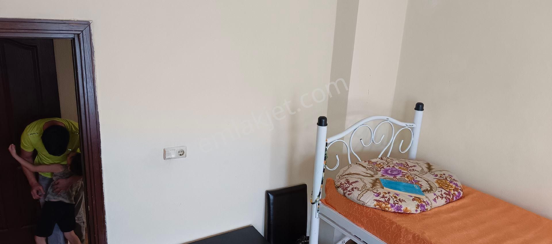 Mitatpaşa'da 2 Katlı Mitatpaşa Camine Yakın Müstakil Ev - Görsel 11