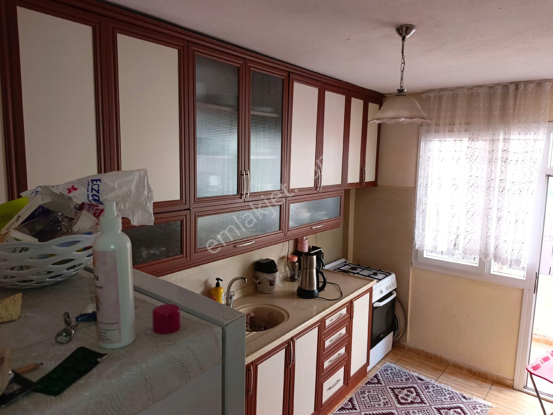 Mitatpaşa'da 2 Katlı Mitatpaşa Camine Yakın Müstakil Ev - Görsel 8