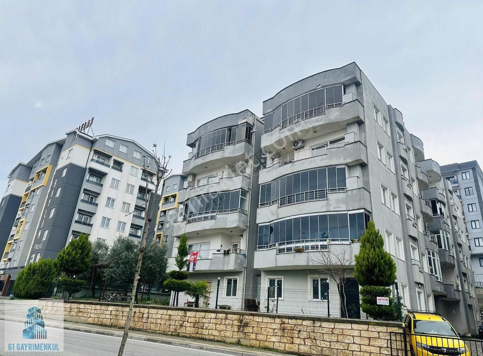 Dumlupınar'da 3+1 Aile Tipi Arakat Sitede Satılık Daire