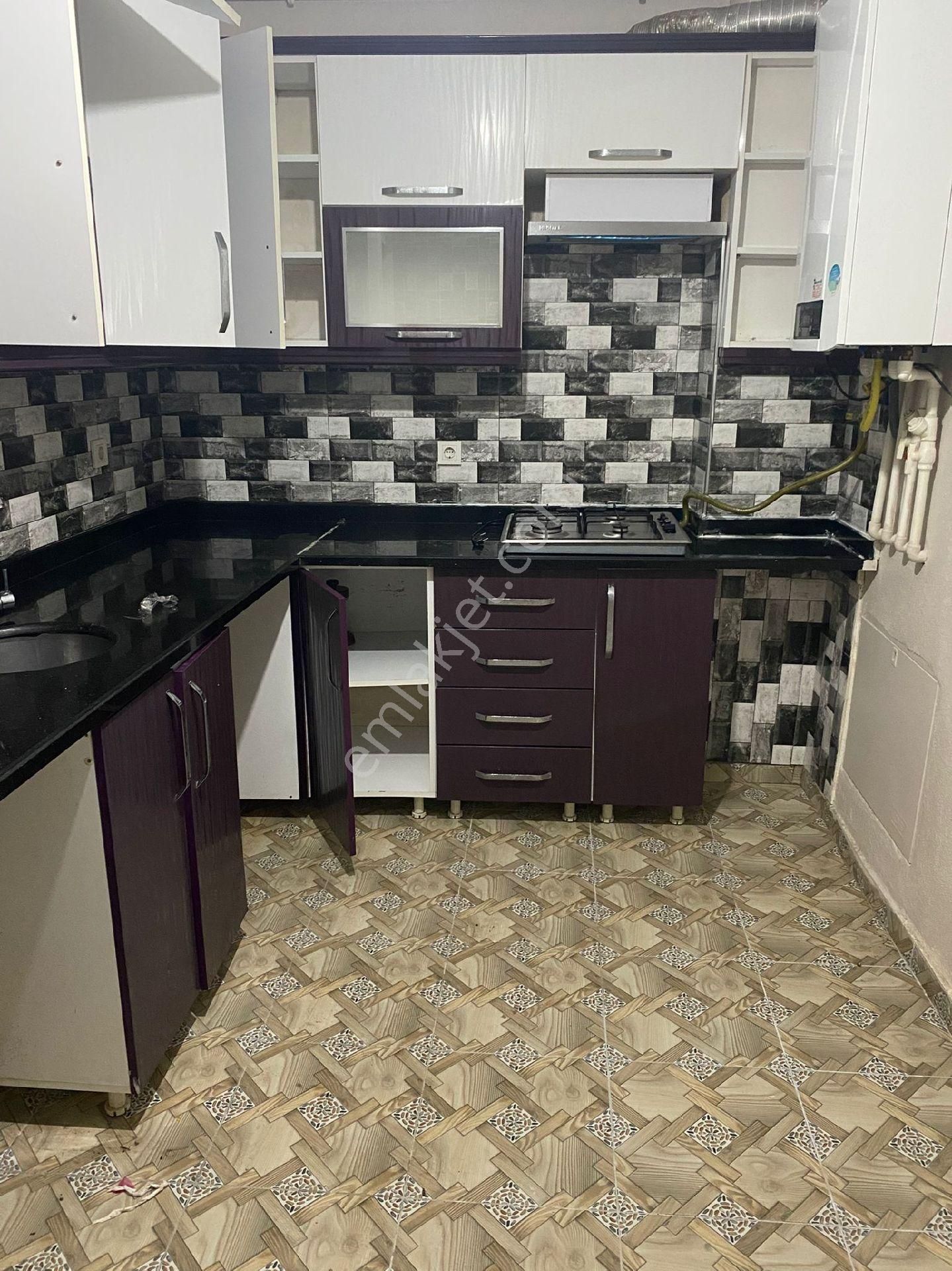 Arnavutköy İmrahor Mh'de 2+1 Kiralık Daire