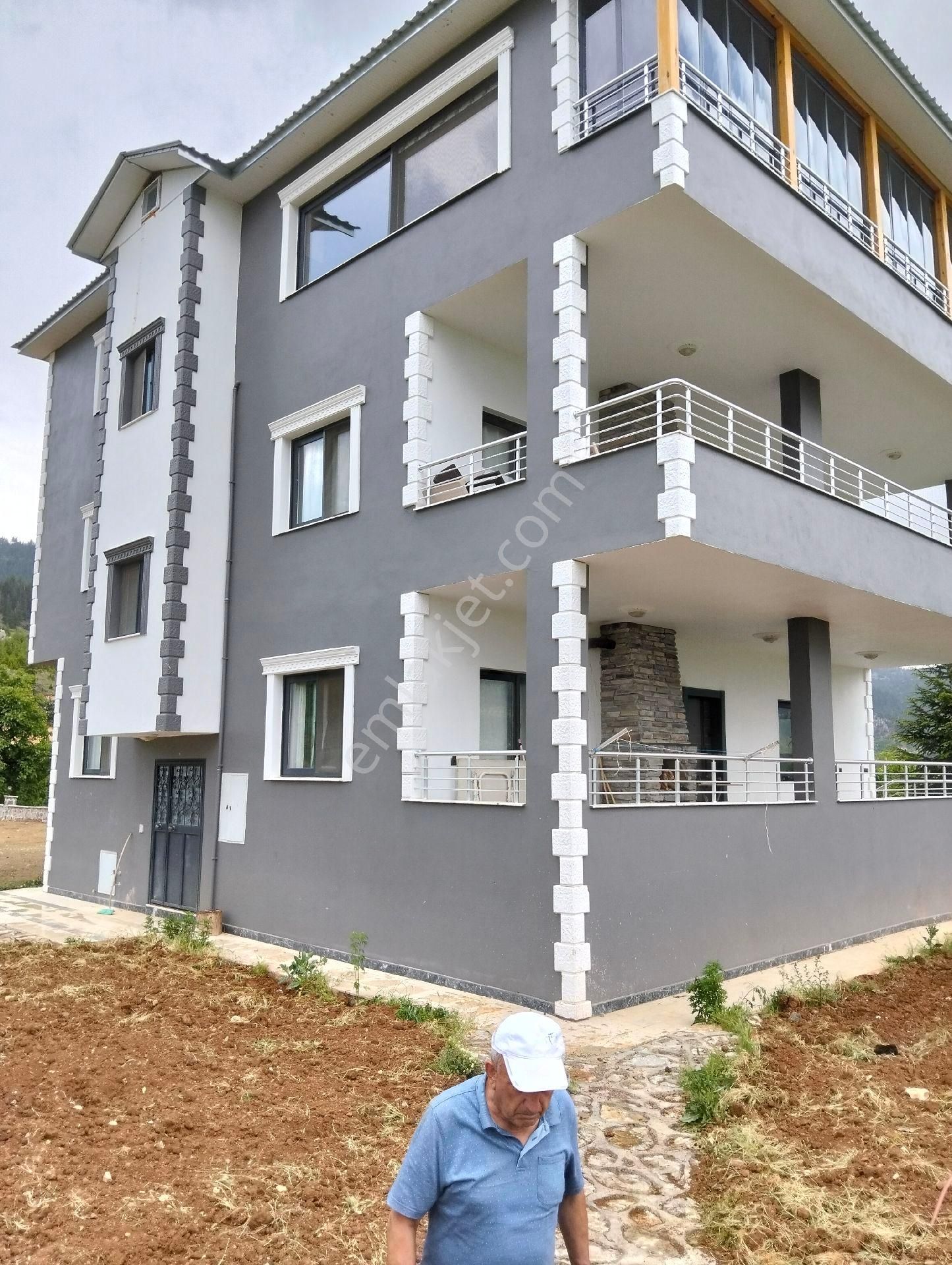 Mersin Aslanköyde Satılık Süper Çiflik Vve Villa - Görsel 5