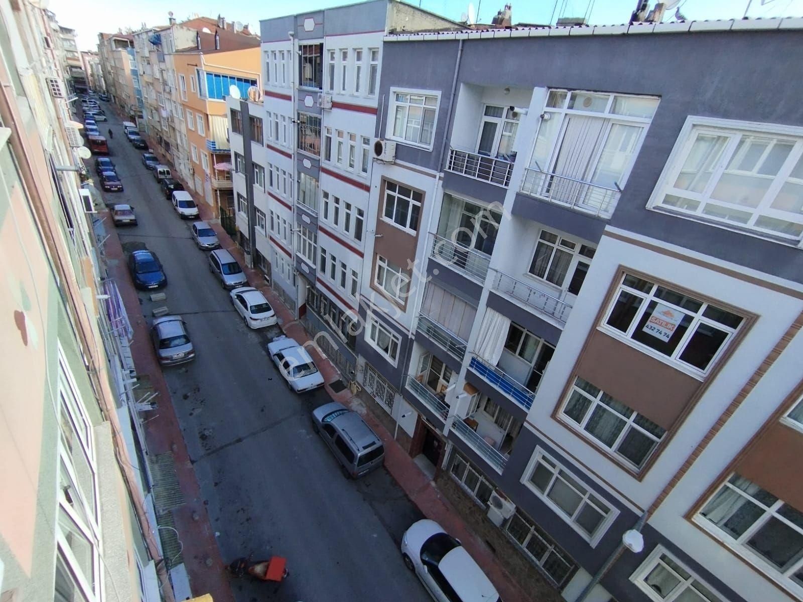 Samsun İlkadım Rasathane Mahallesinde 2+1 Temiz Kiralık Daire