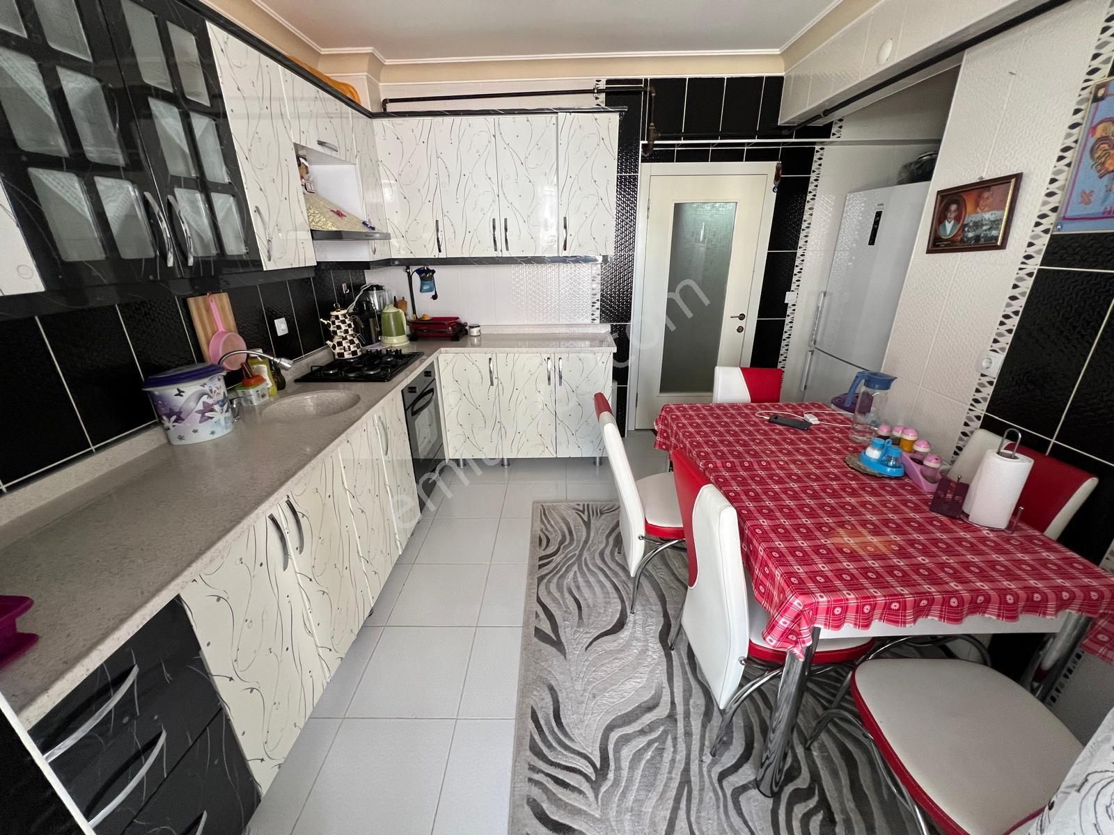 Atapark Ta Asansorlu Kot2 Satılık Daıre