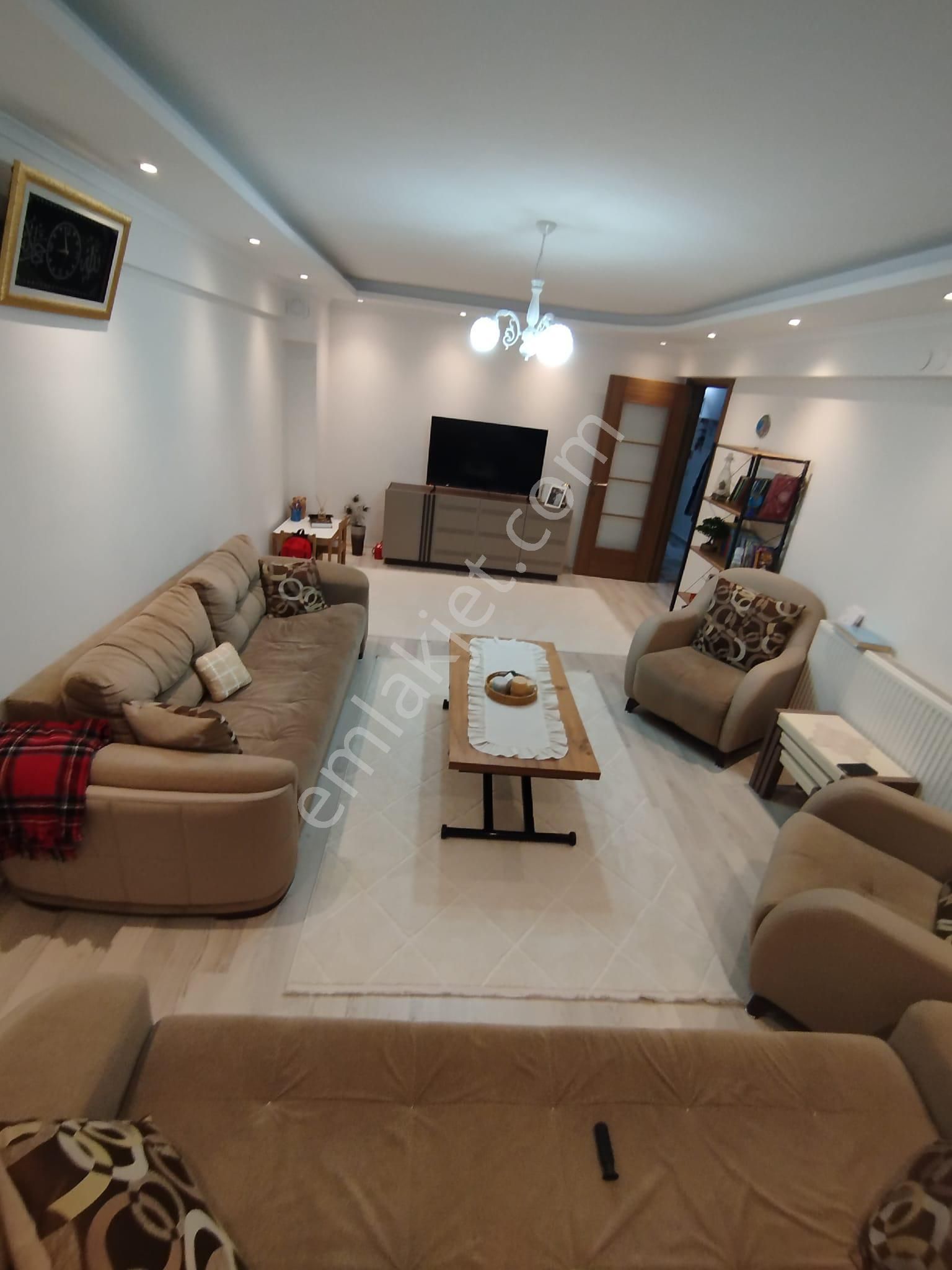 Turpa/alfa Gayrımenkul'den Yenimahalle Mahallesinde Satılık 3+1 Daire