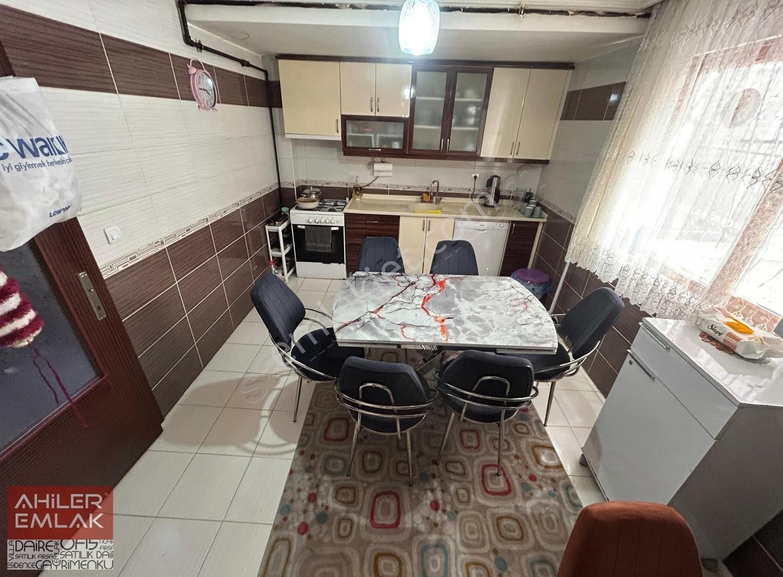 Yozgat Bulvarı Paraleli Yüksek Giriş Güney Batı Cephe 3+1 Daire