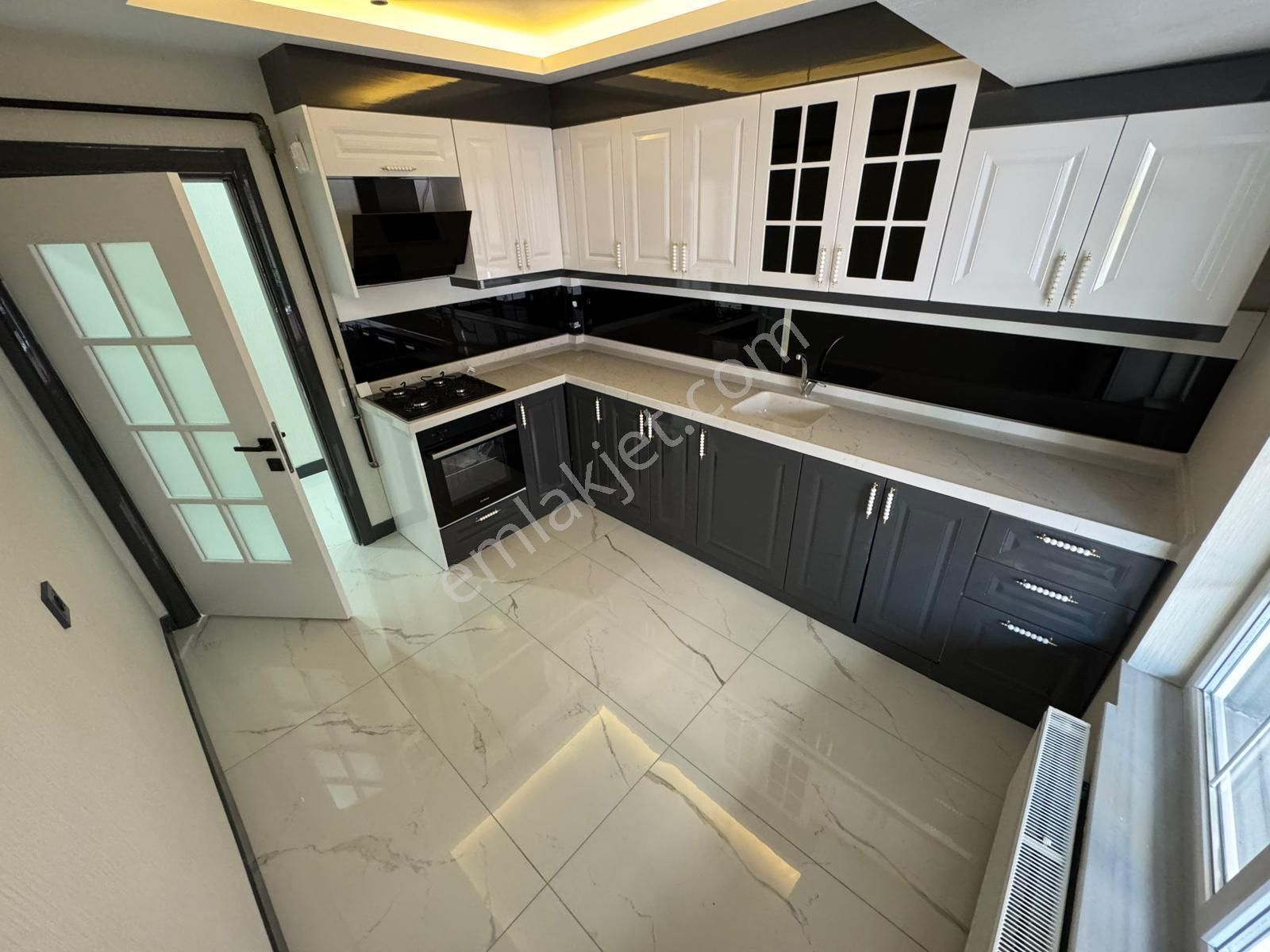 Evim Emlak'tan Ayaş Yolu Dibi Ultra Lüx Full Yapılı 3+1 Daire